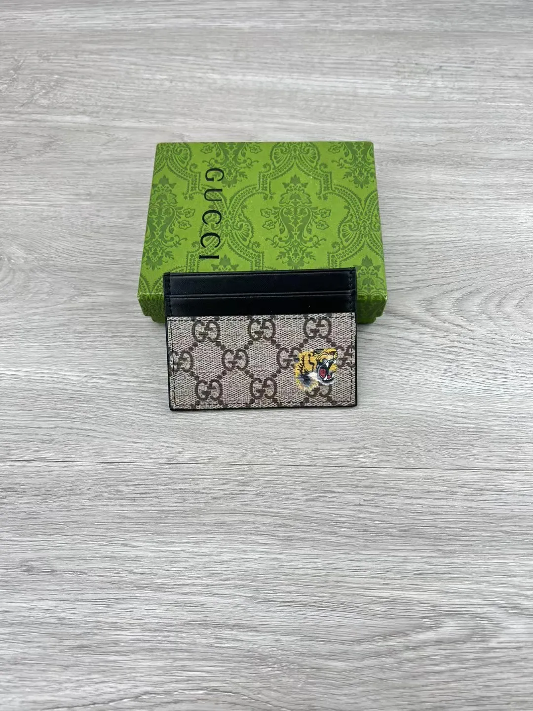 Gucci Wallets & Purse-171