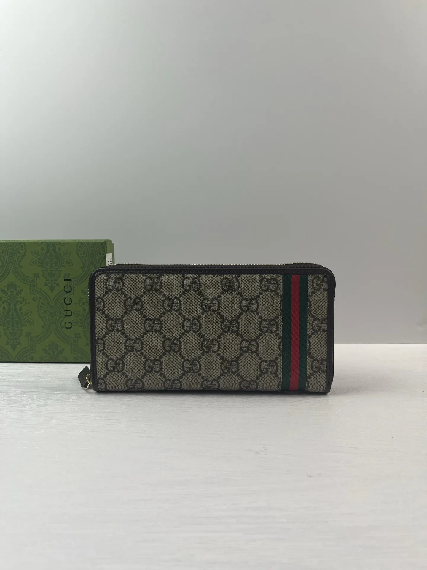 Gucci Wallets & Purse-180