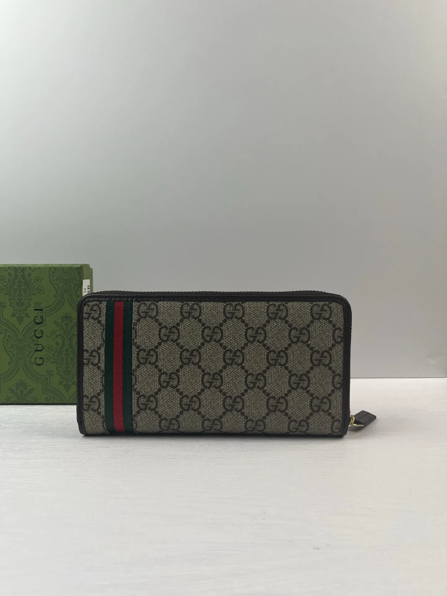 Alternative view of Gucci Wallets & Purse-180
