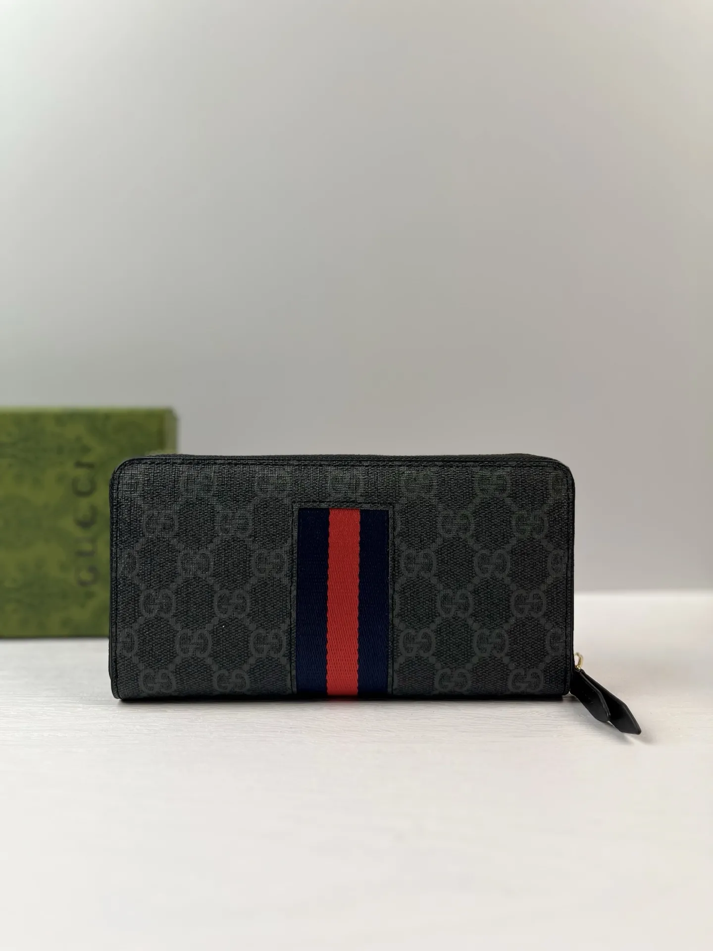 Alternative view of Gucci Wallets & Purse-186