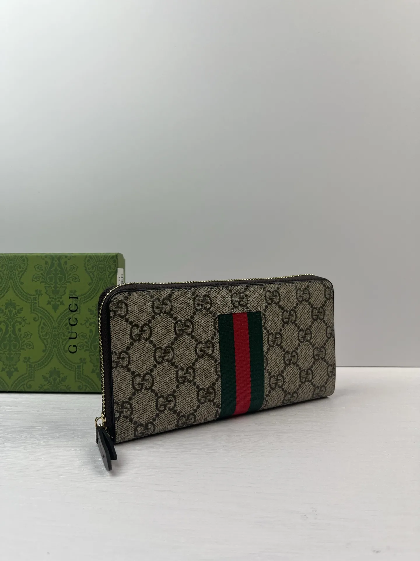 Alternative view of Gucci Wallets & Purse-187