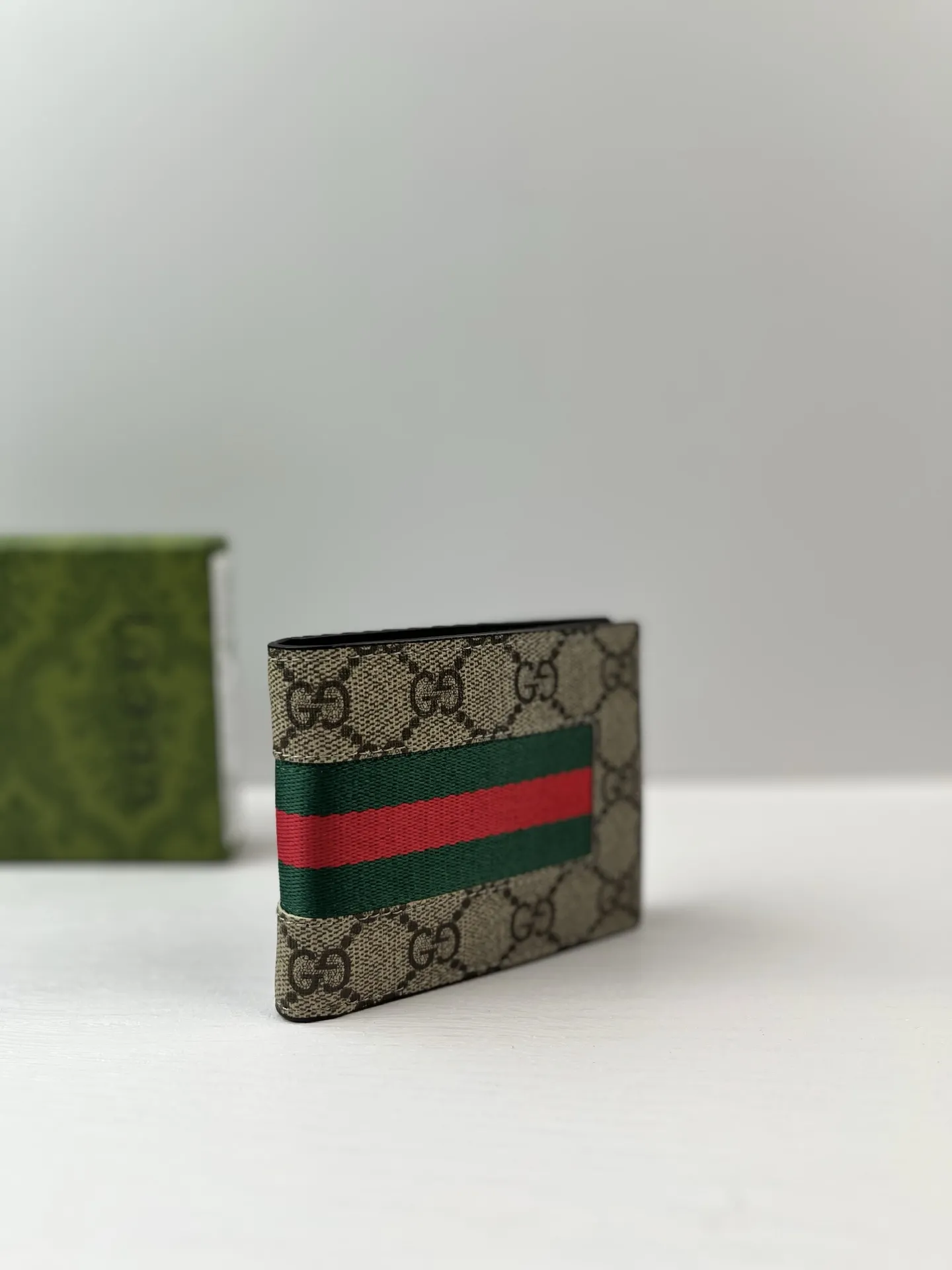 Alternative view of Gucci Wallets & Purse-190