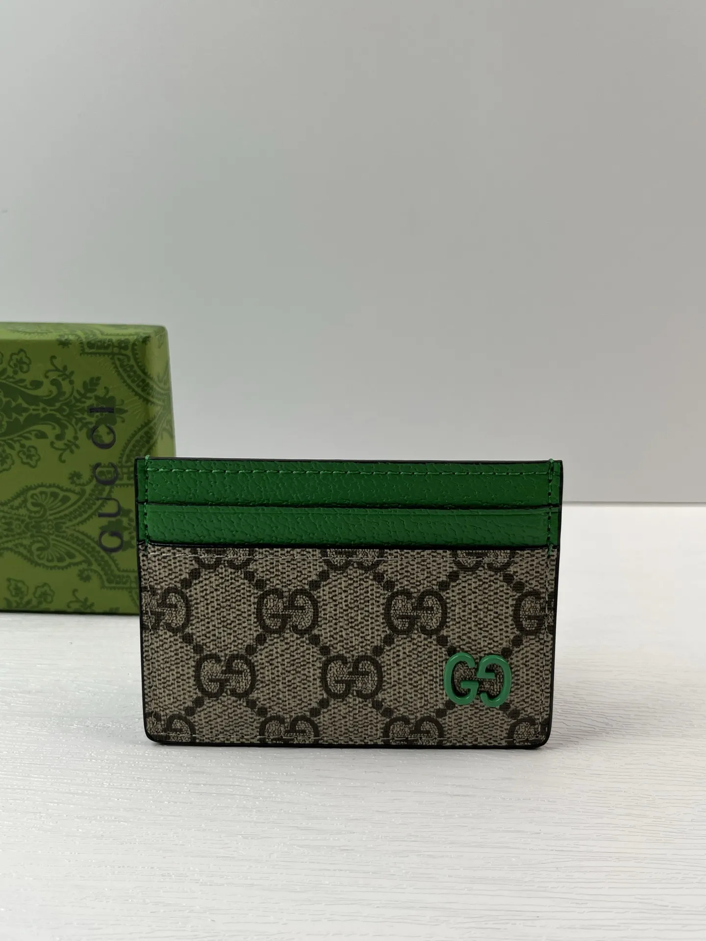 Gucci Wallets & Purse-211
