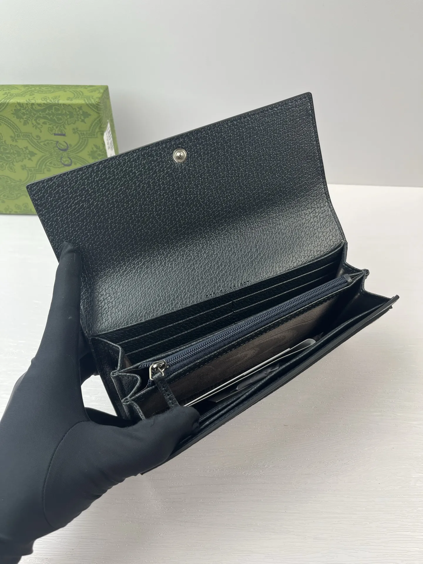 Gucci Wallets & Purse-221 - Image 8