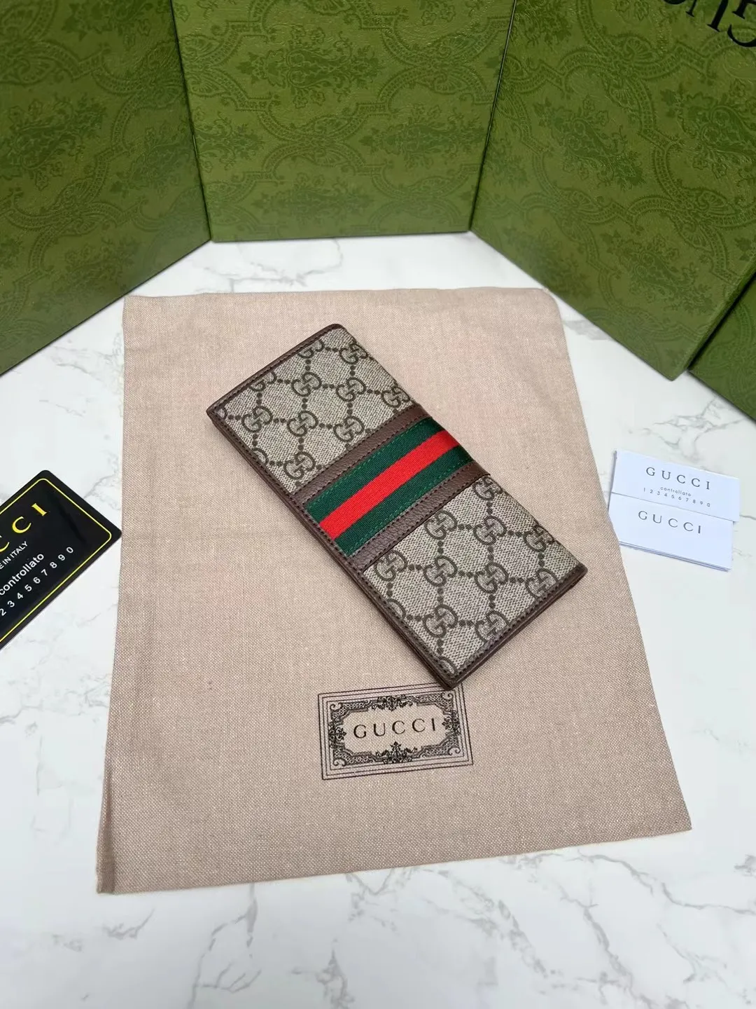 Alternative view of Gucci Wallets & Purse-236