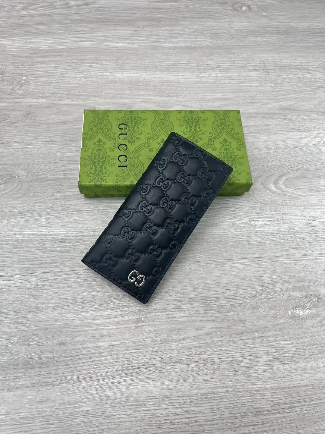 Gucci Wallets & Purse-240