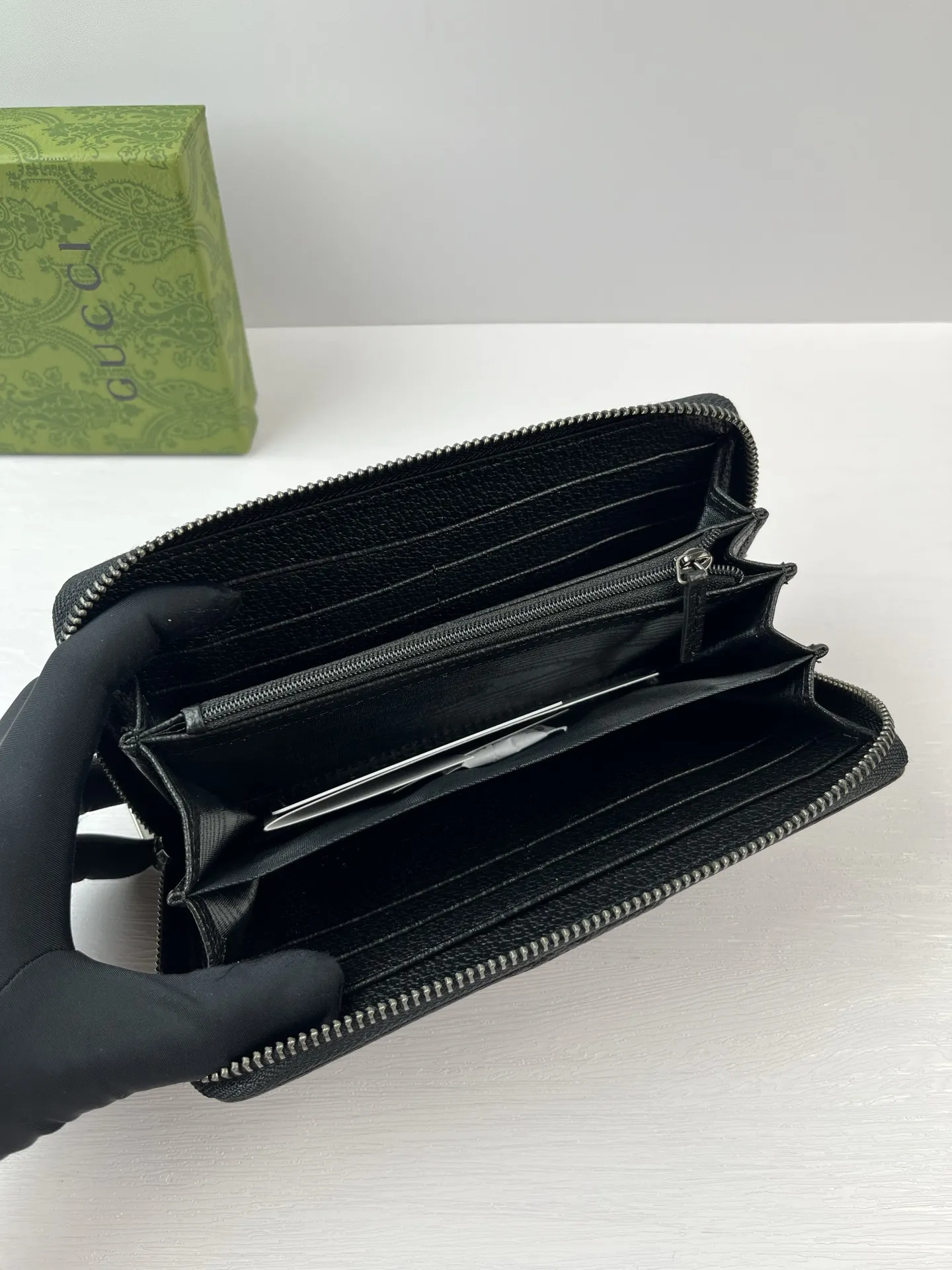 Gucci Wallets & Purse-242 - Image 9