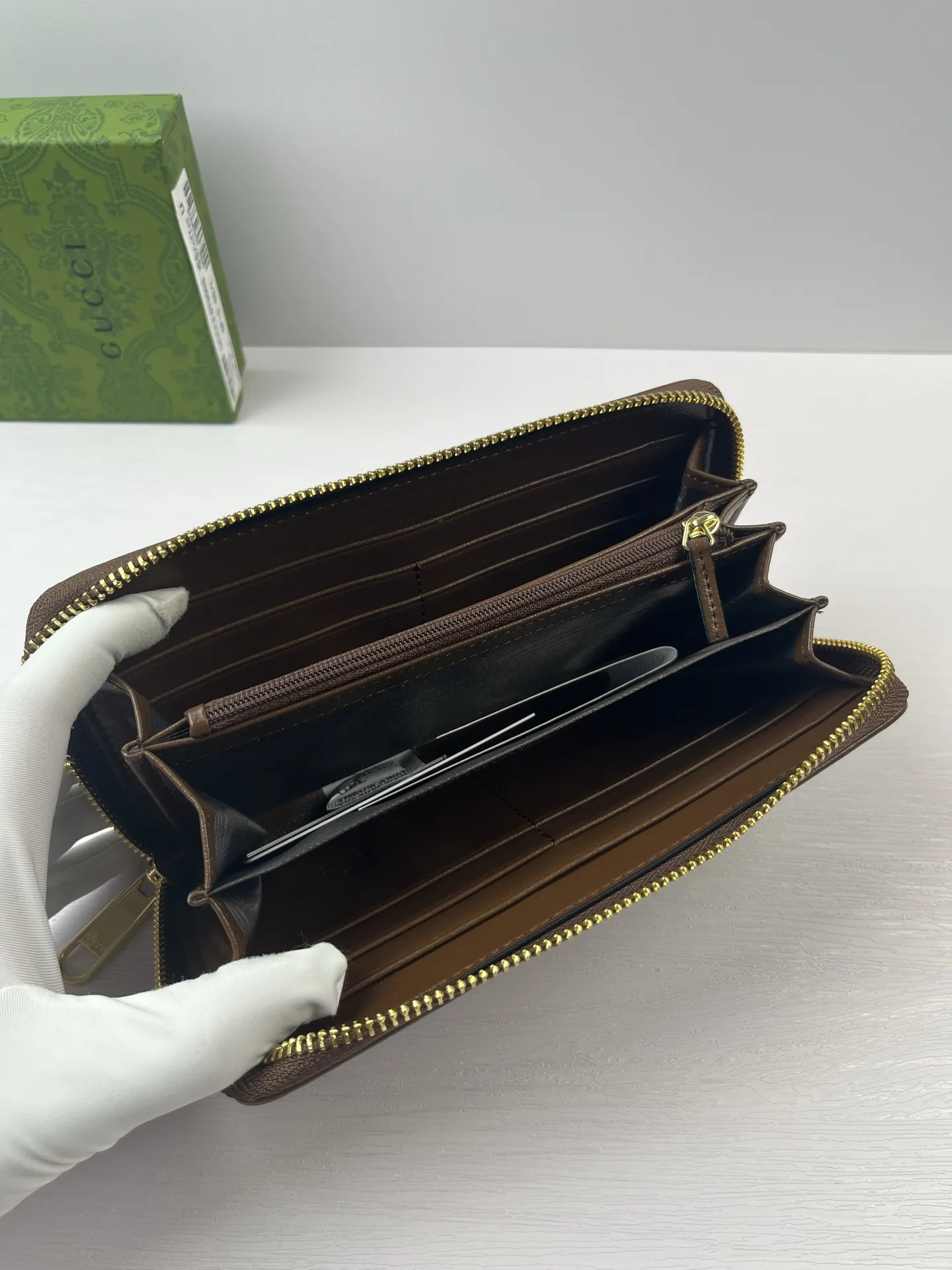 Gucci Wallets & Purse-253 - Image 8