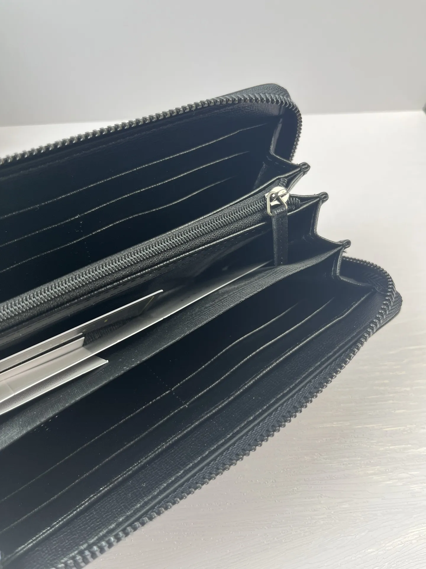 Gucci Wallets & Purse-257 - Image 9