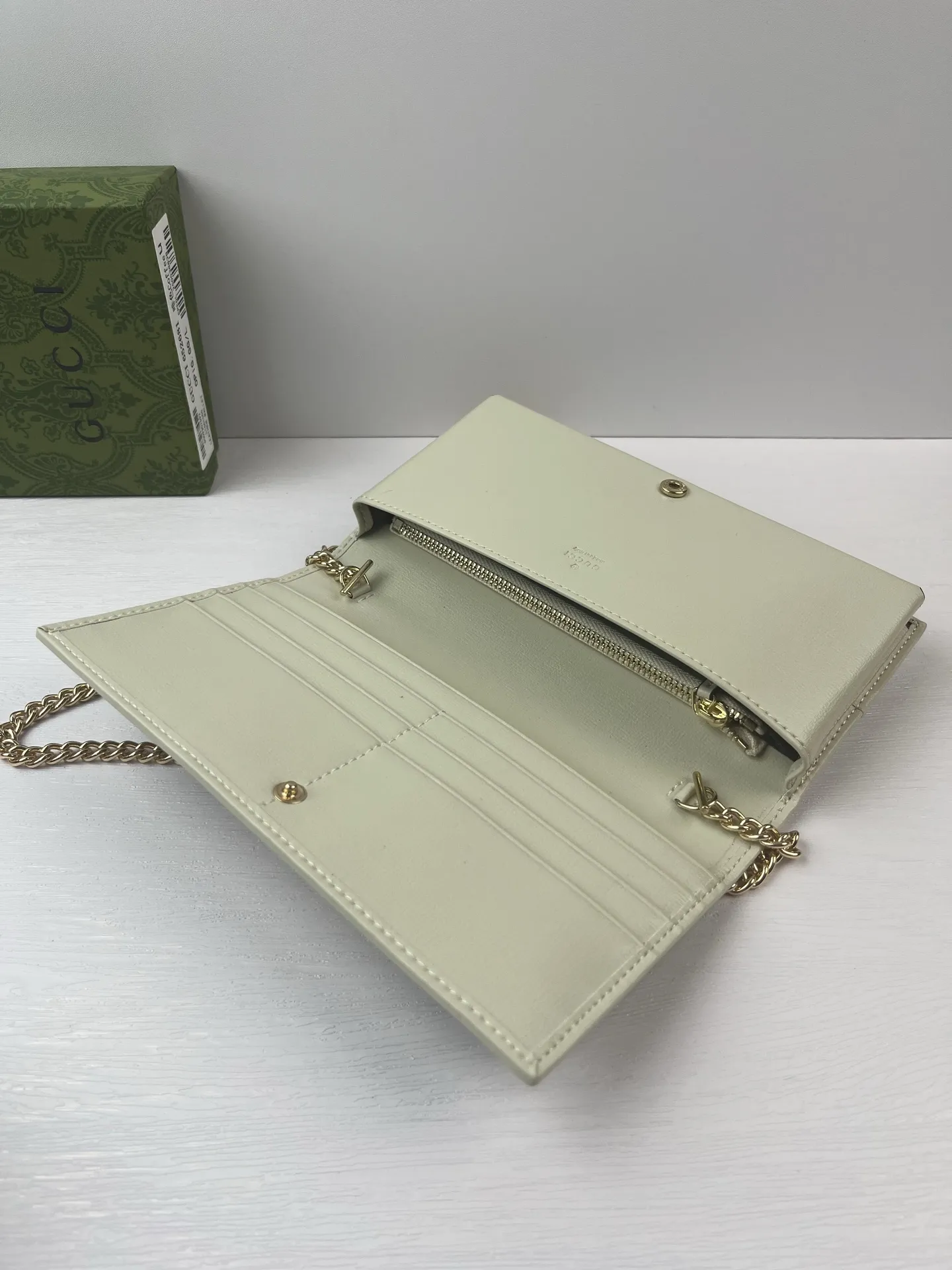 Gucci Wallets & Purse-275 - Image 9