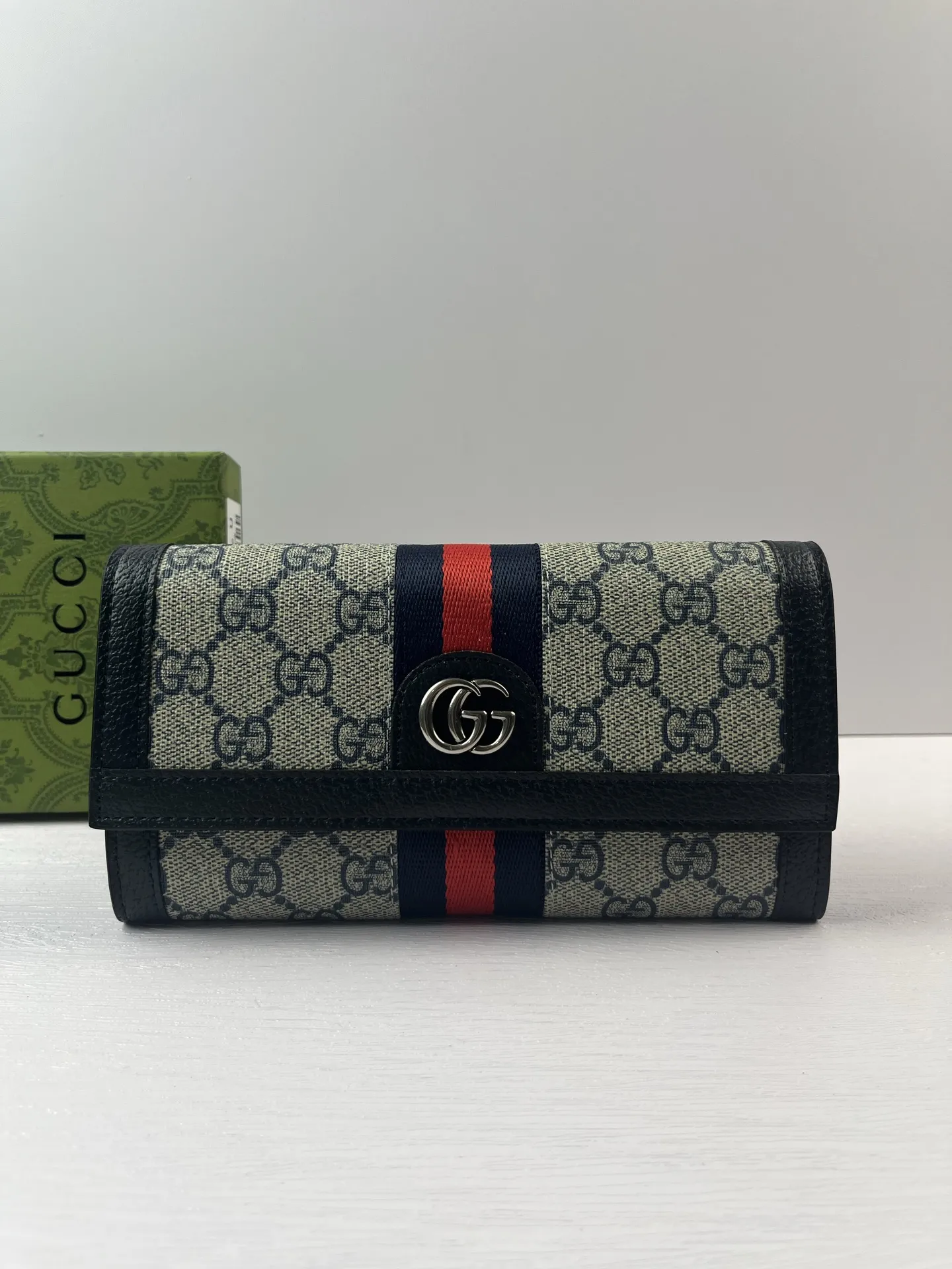 Gucci Wallets & Purse-283