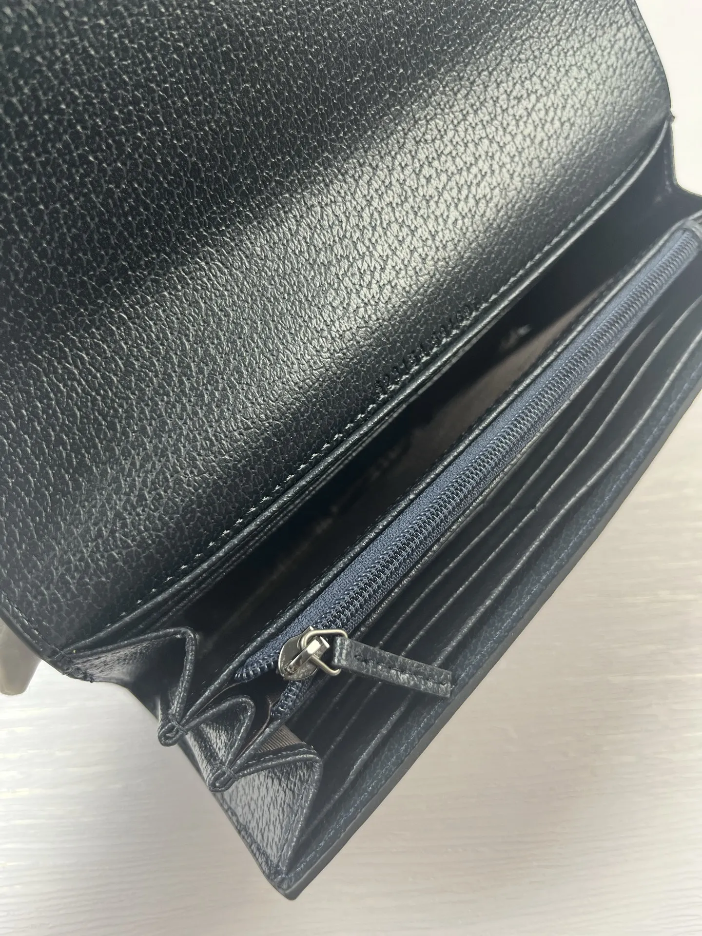 Gucci Wallets & Purse-283 - Image 9