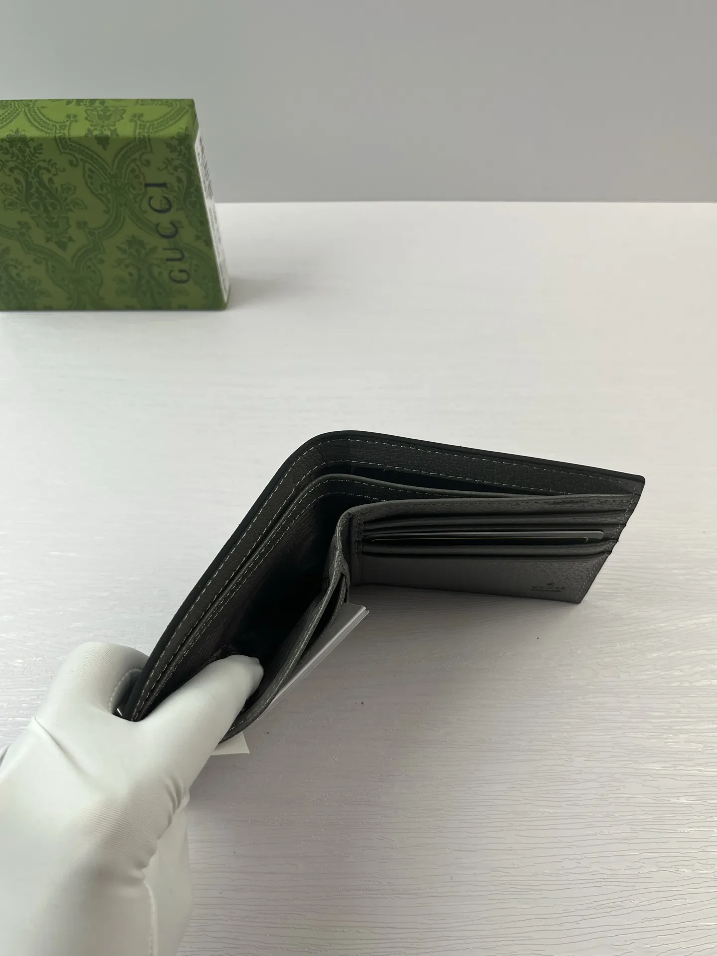 Gucci Wallets & Purse-291 - Image 6