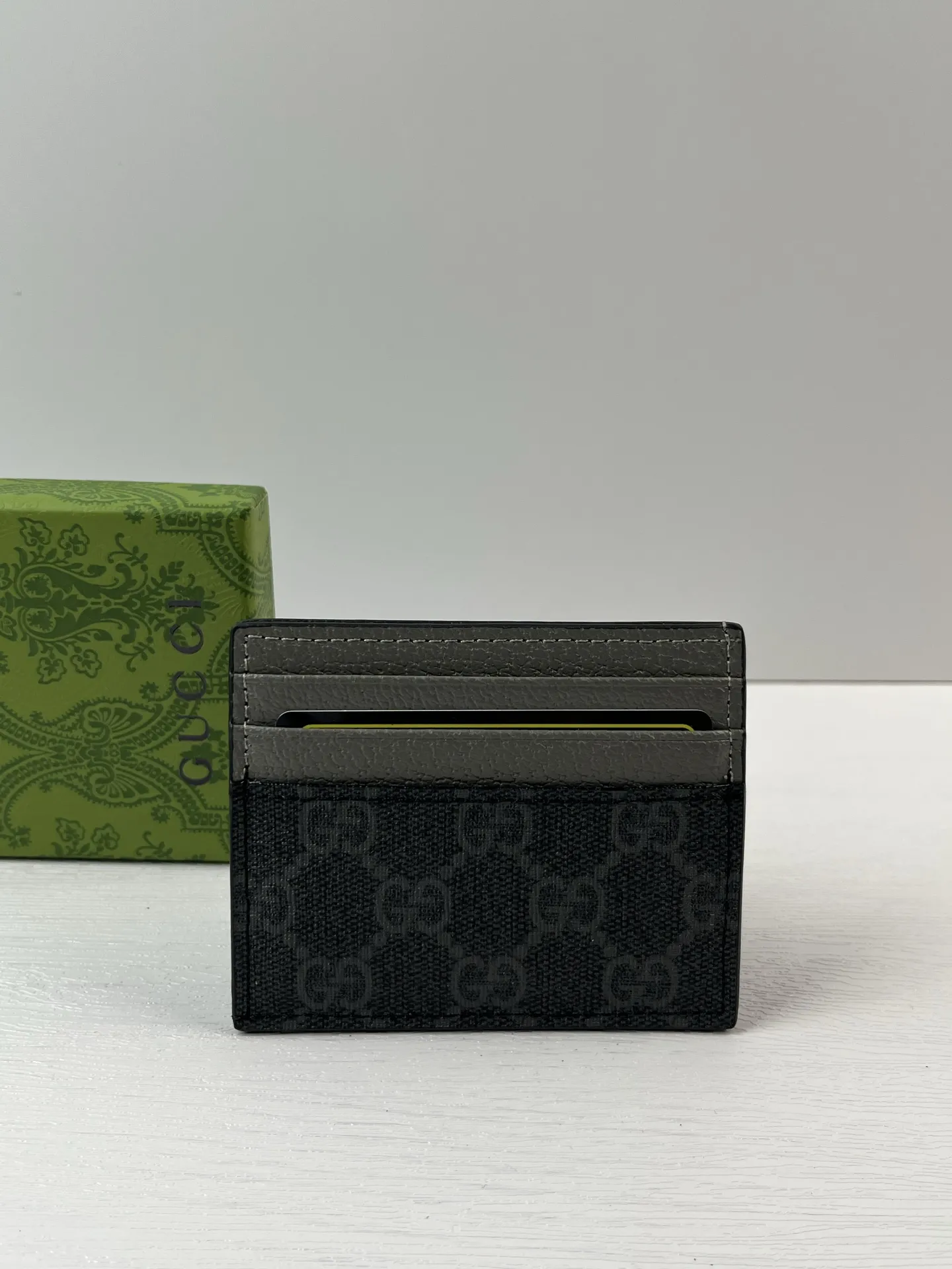 Alternative view of Gucci Wallets & Purse-300