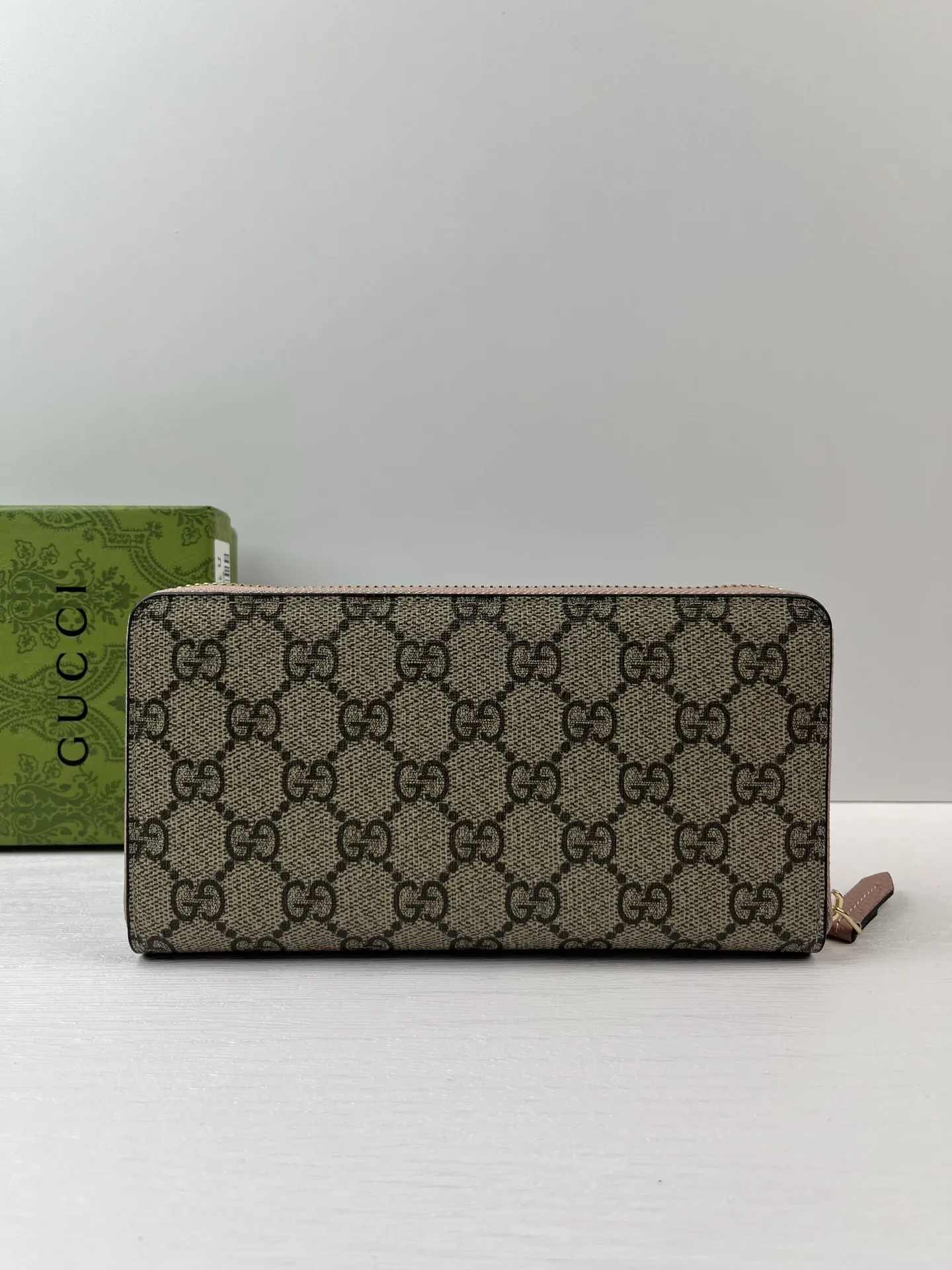 Alternative view of Gucci Wallets & Purse-307