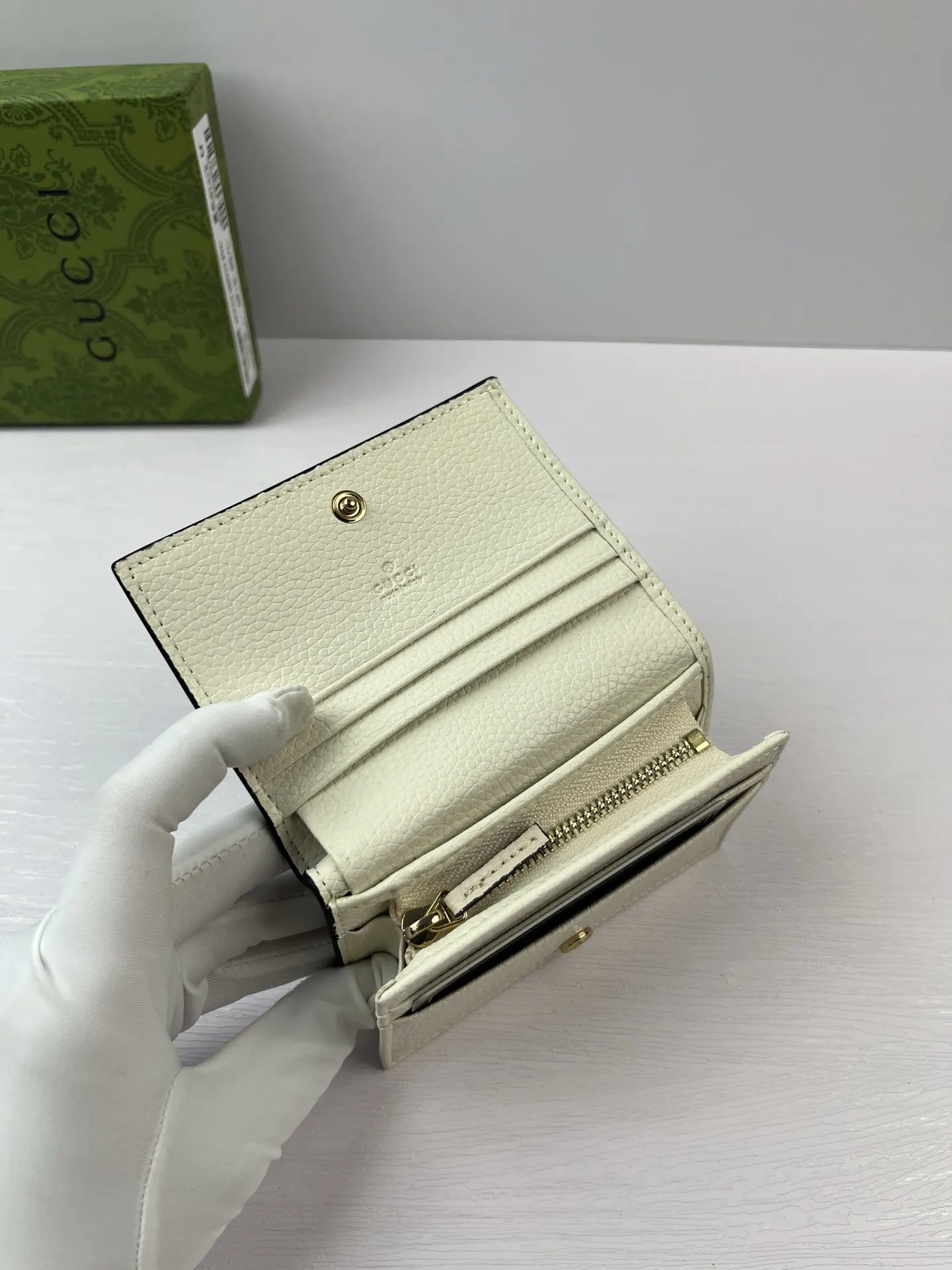 Gucci Wallets & Purse-309 - Image 9