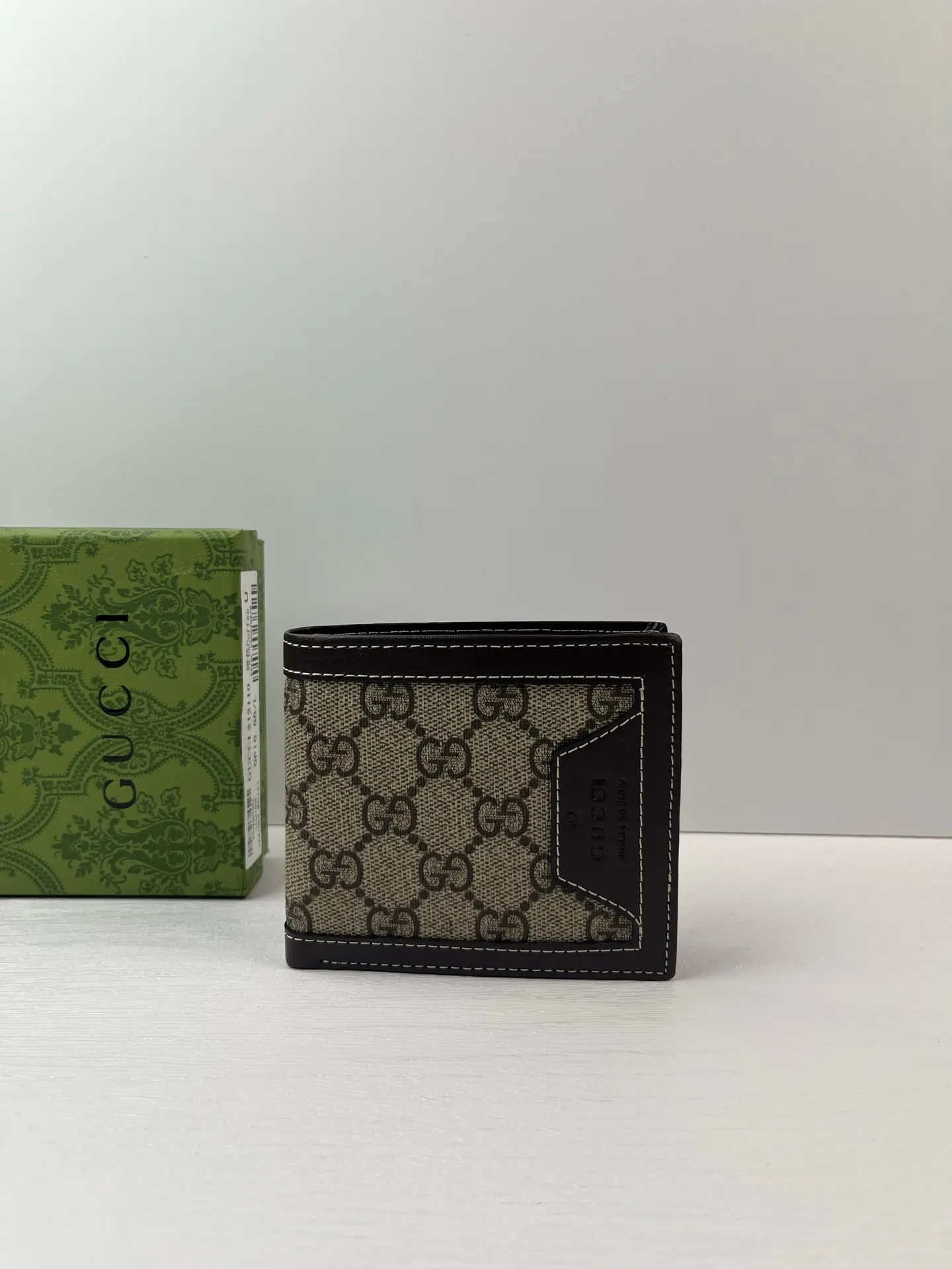 Gucci Wallets & Purse-319