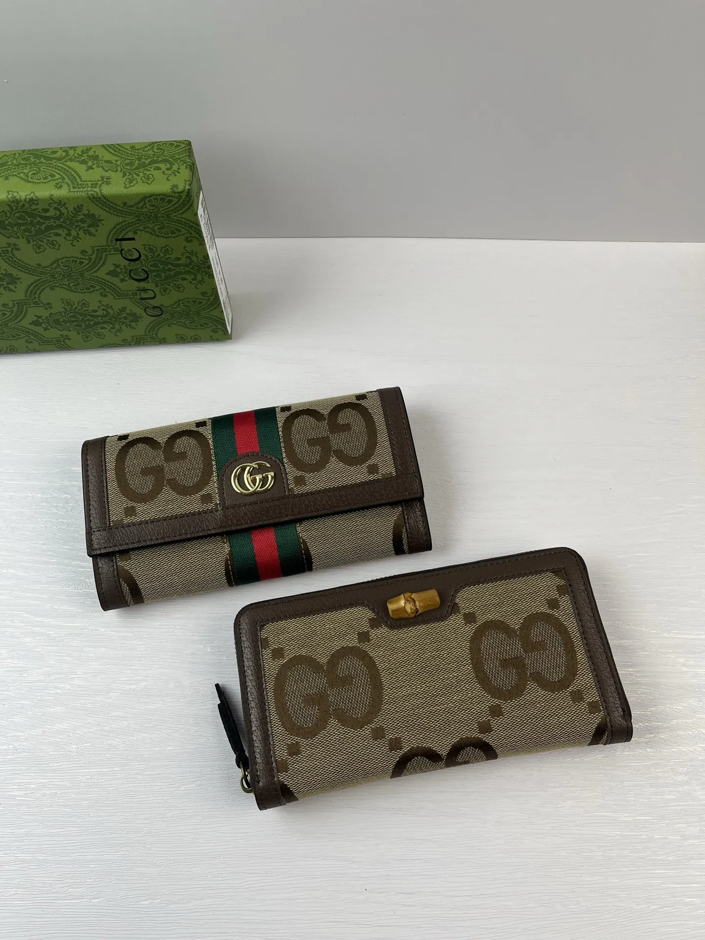 Gucci Wallets & Purse-351