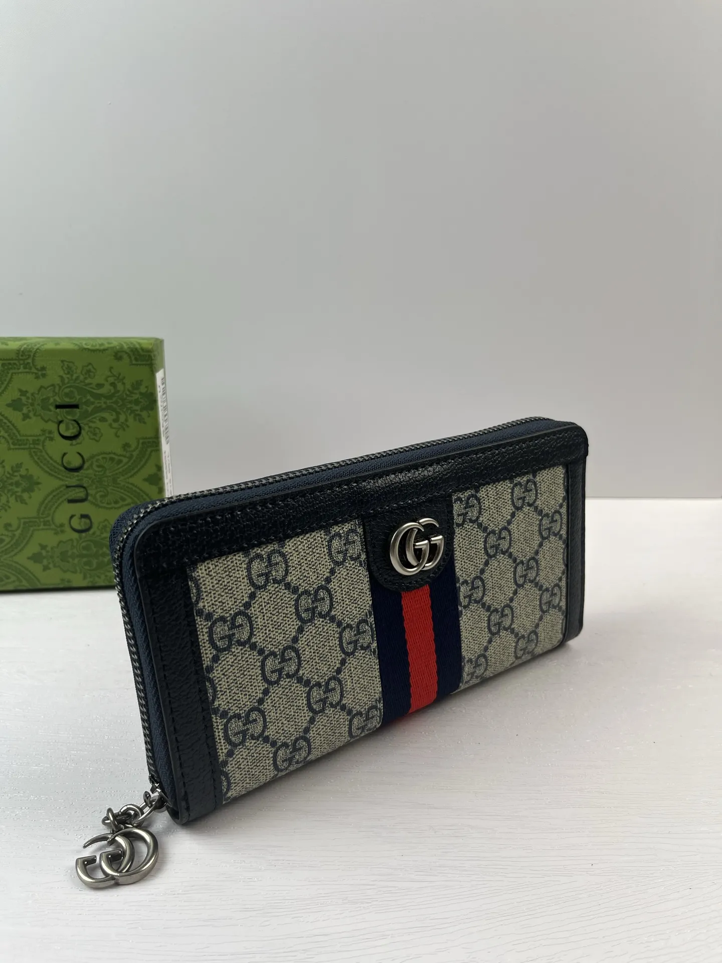 Alternative view of Gucci Wallets & Purse-357