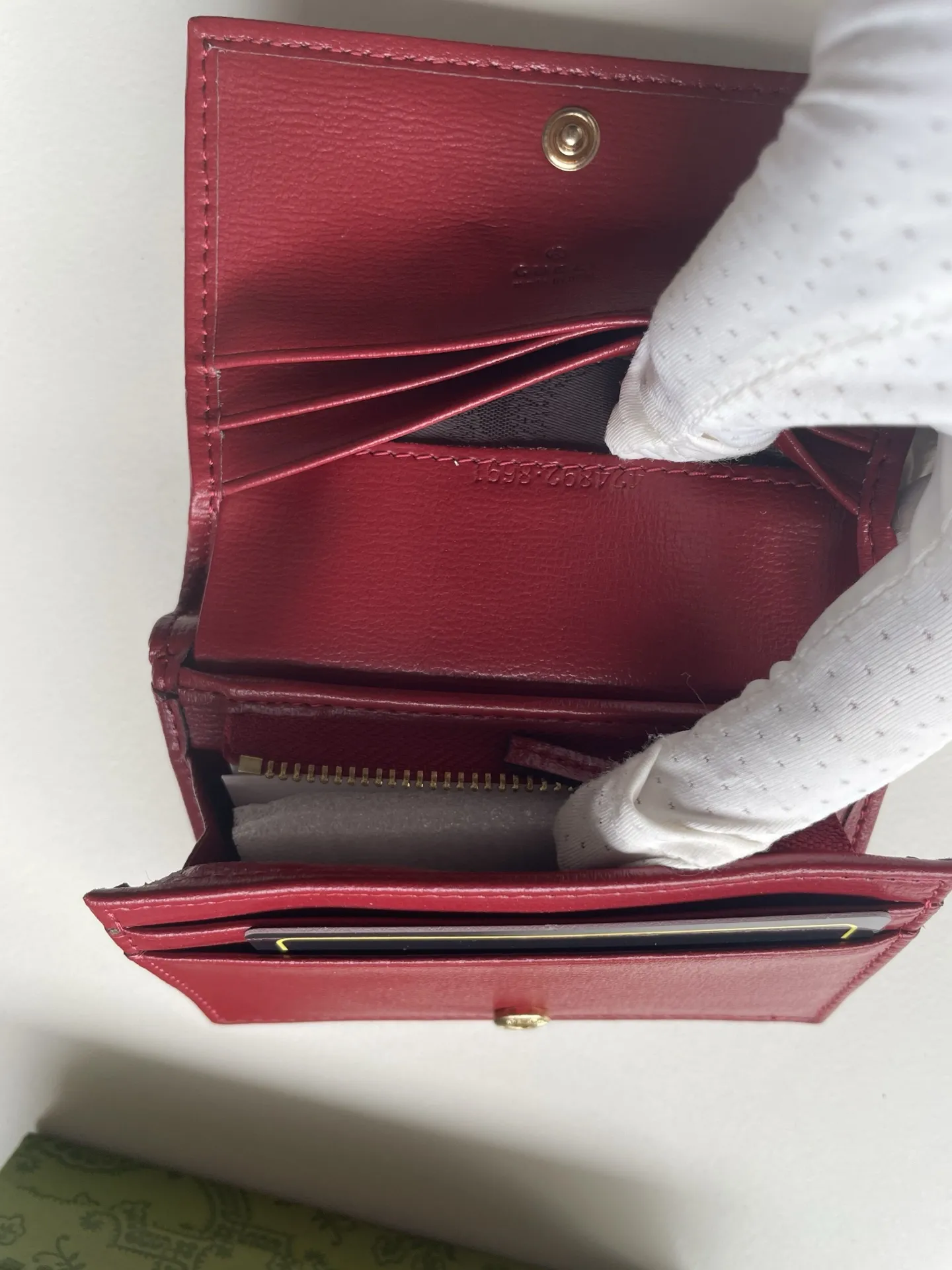 Gucci Wallets & Purse-371 - Image 5