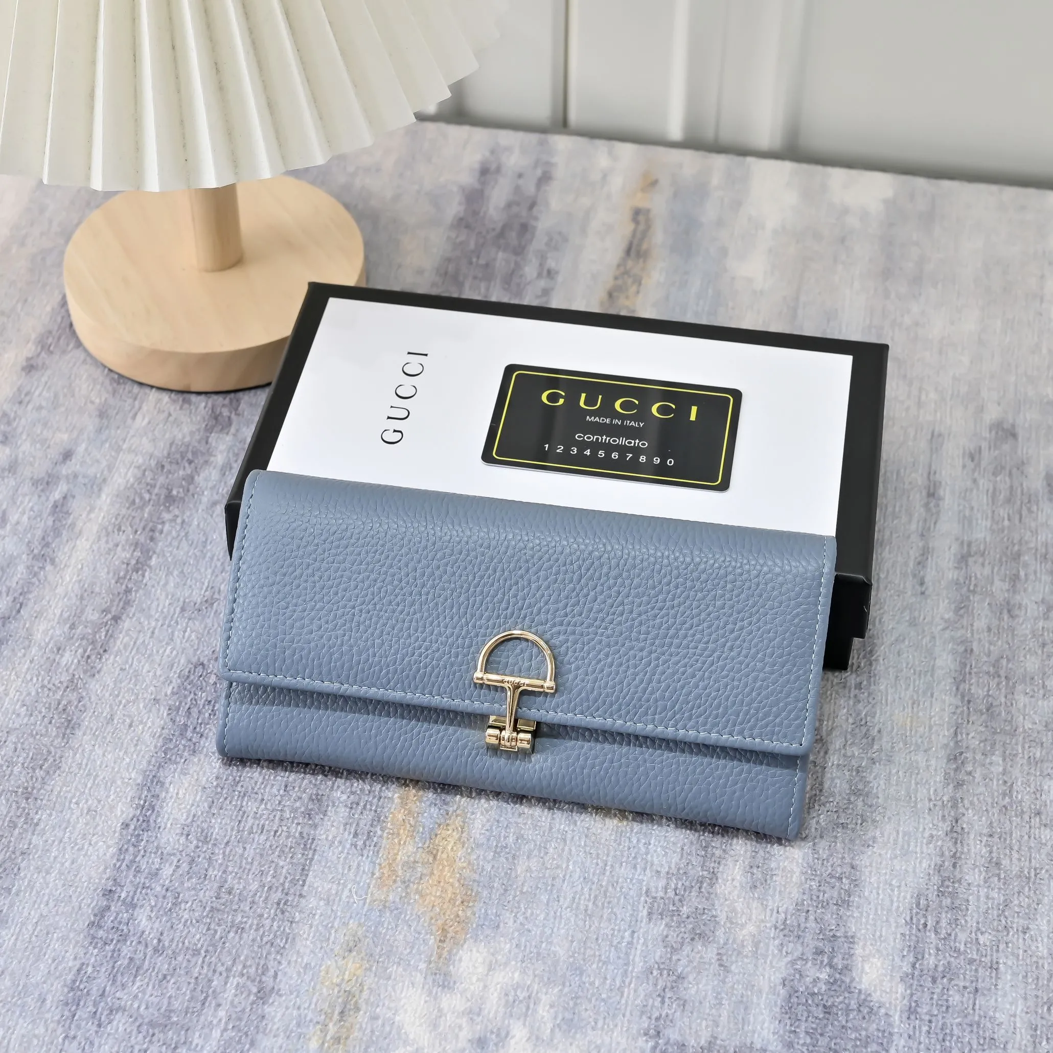 Gucci Wallets & Purse-373