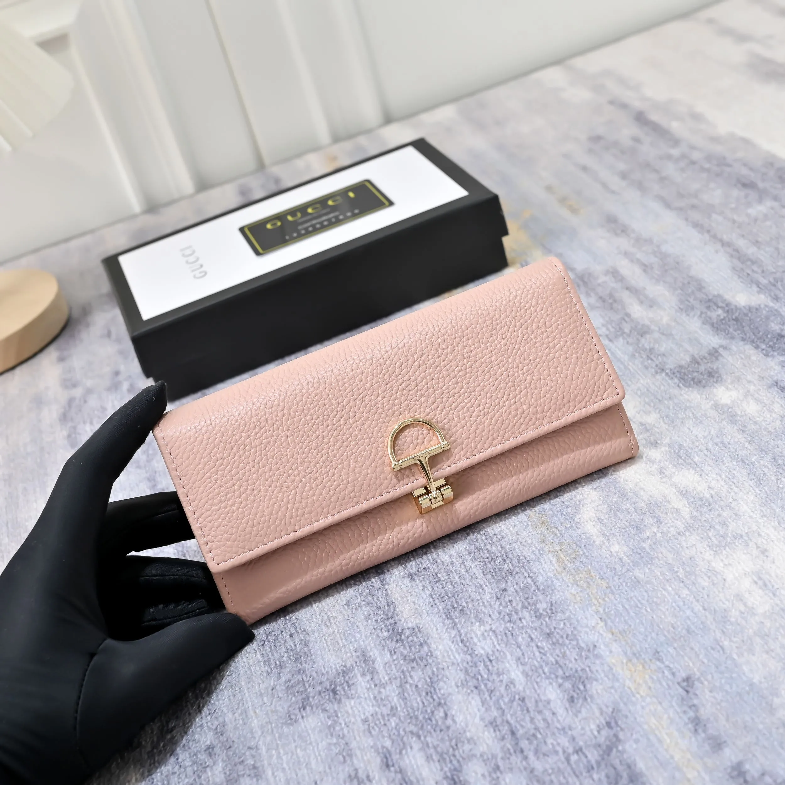 Alternative view of Gucci Wallets & Purse-374