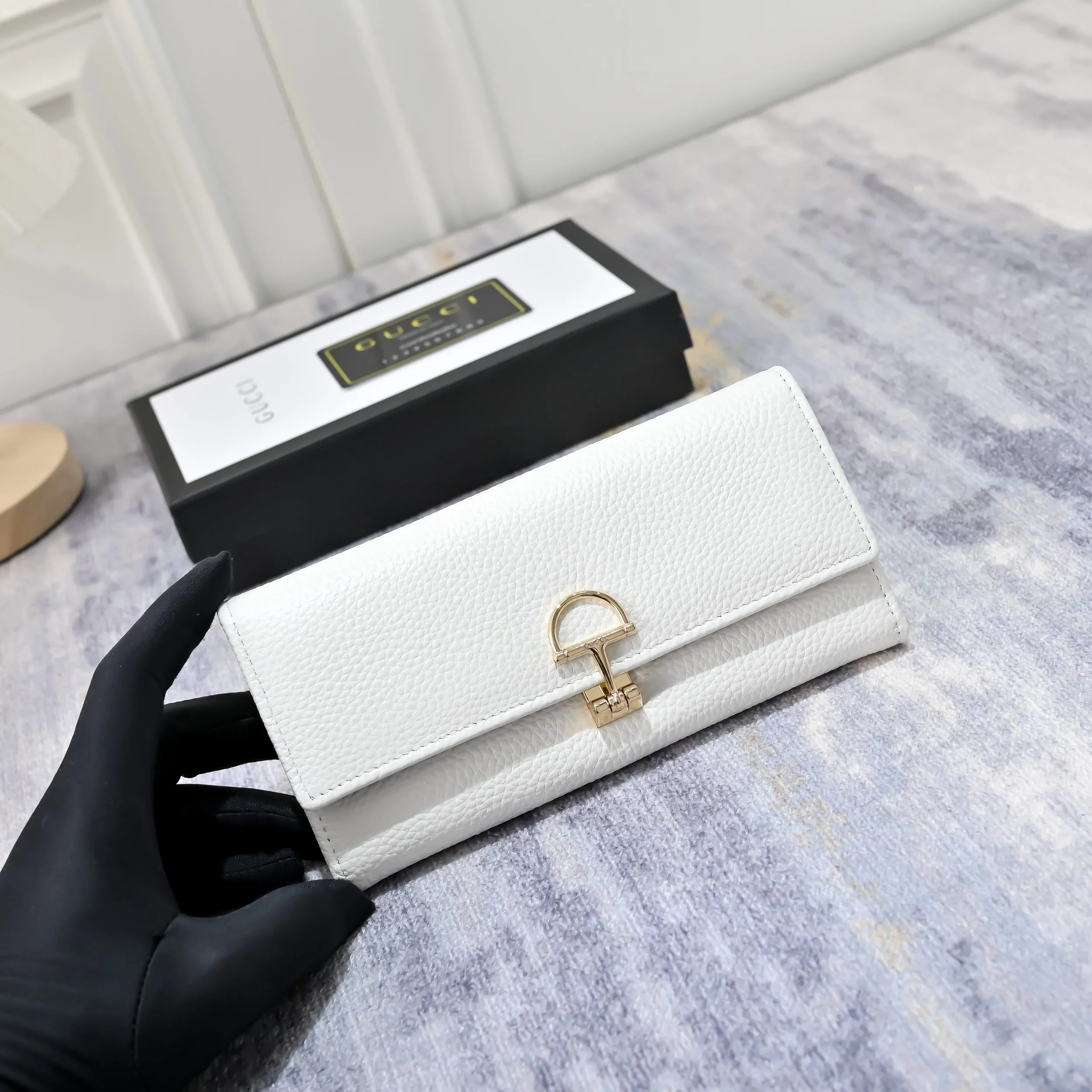 Alternative view of Gucci Wallets & Purse-377
