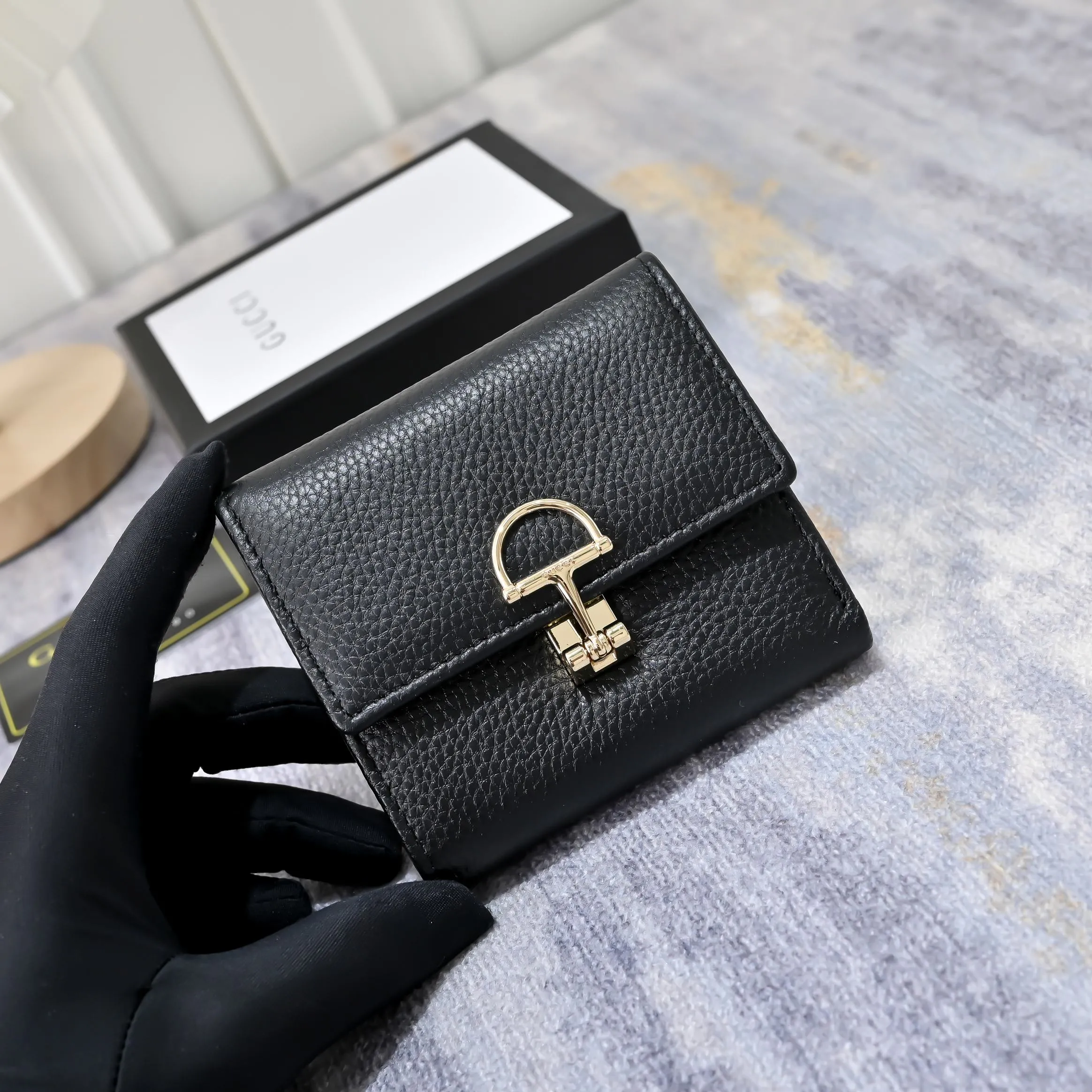 Alternative view of Gucci Wallets & Purse-379