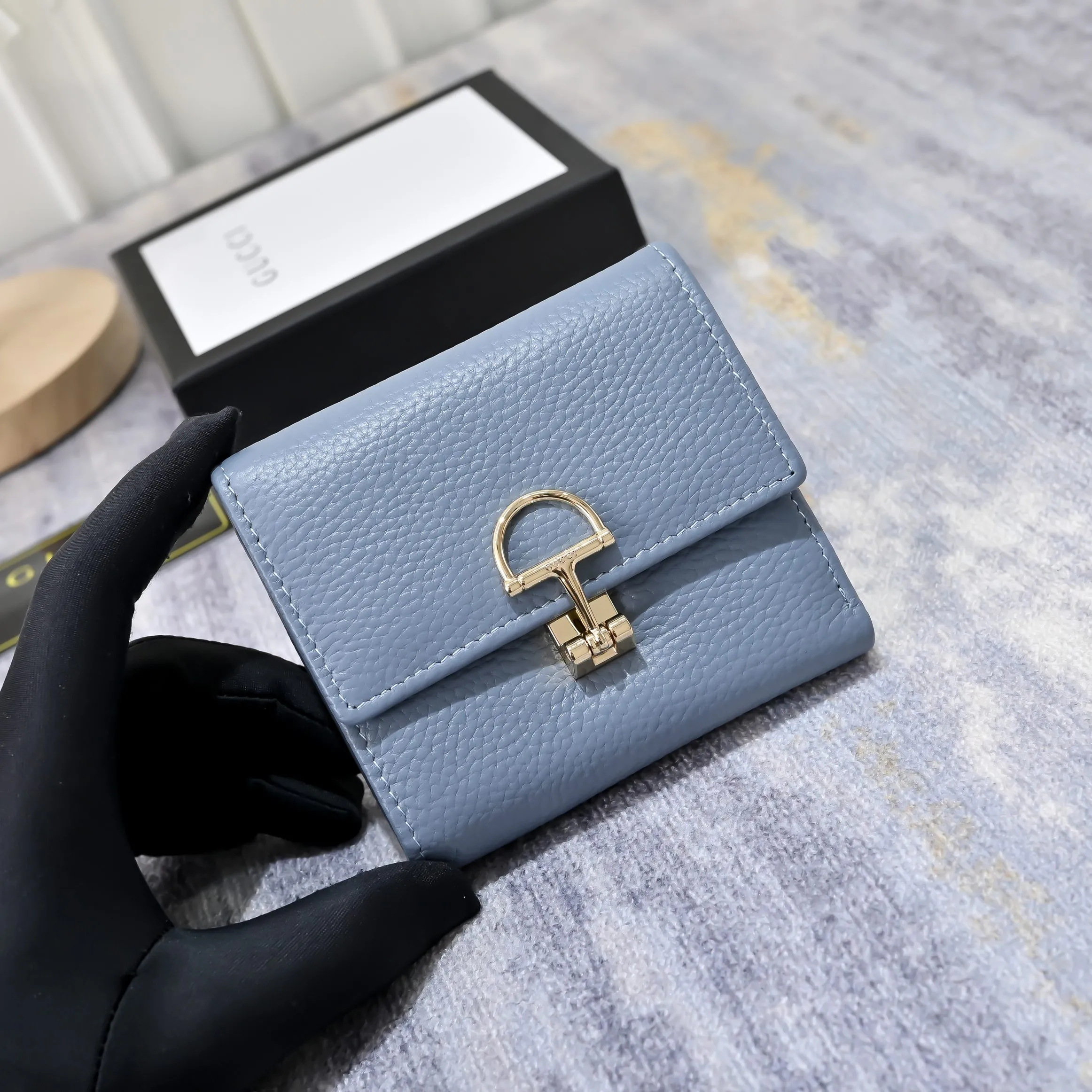 Alternative view of Gucci Wallets & Purse-380