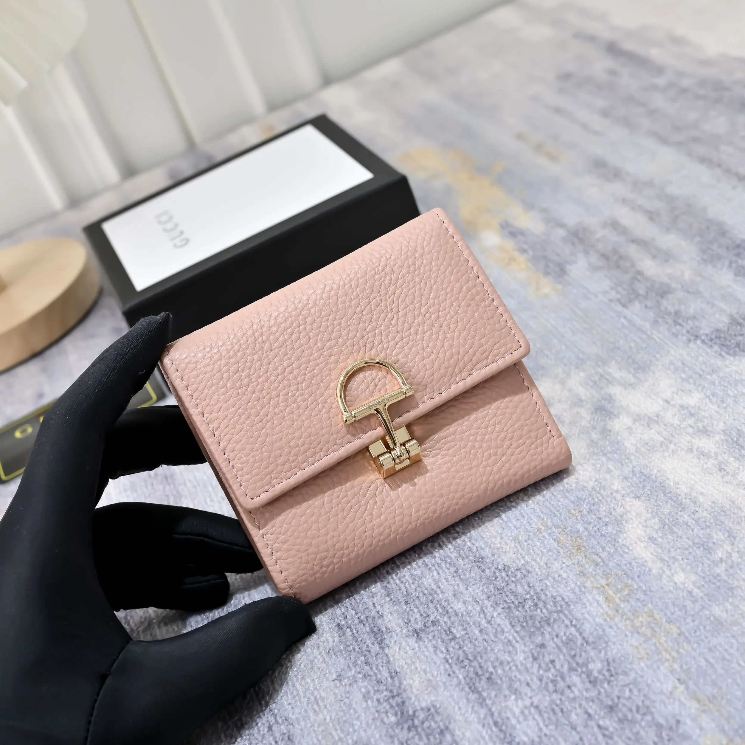 Alternative view of Gucci Wallets & Purse-381