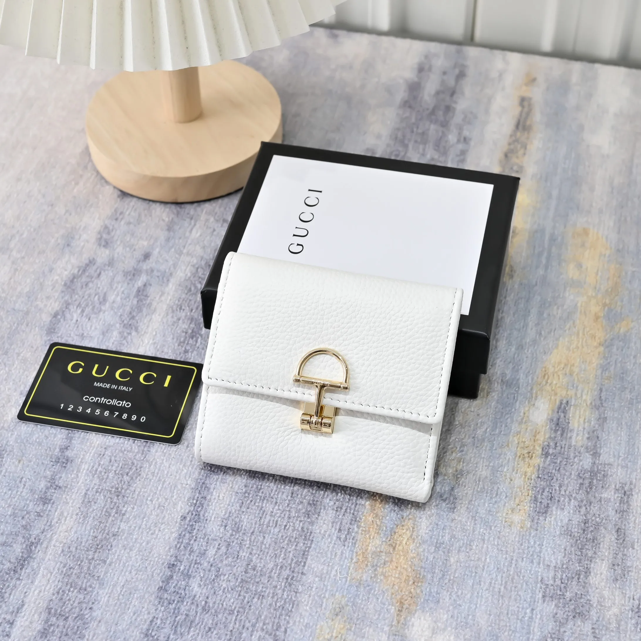 Alternative view of Gucci Wallets & Purse-382