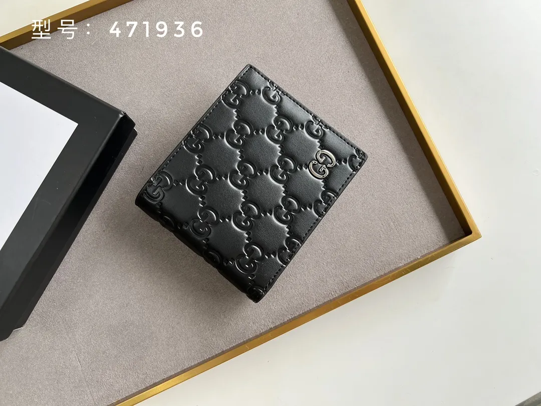 Alternative view of Gucci Wallets & Purse-384