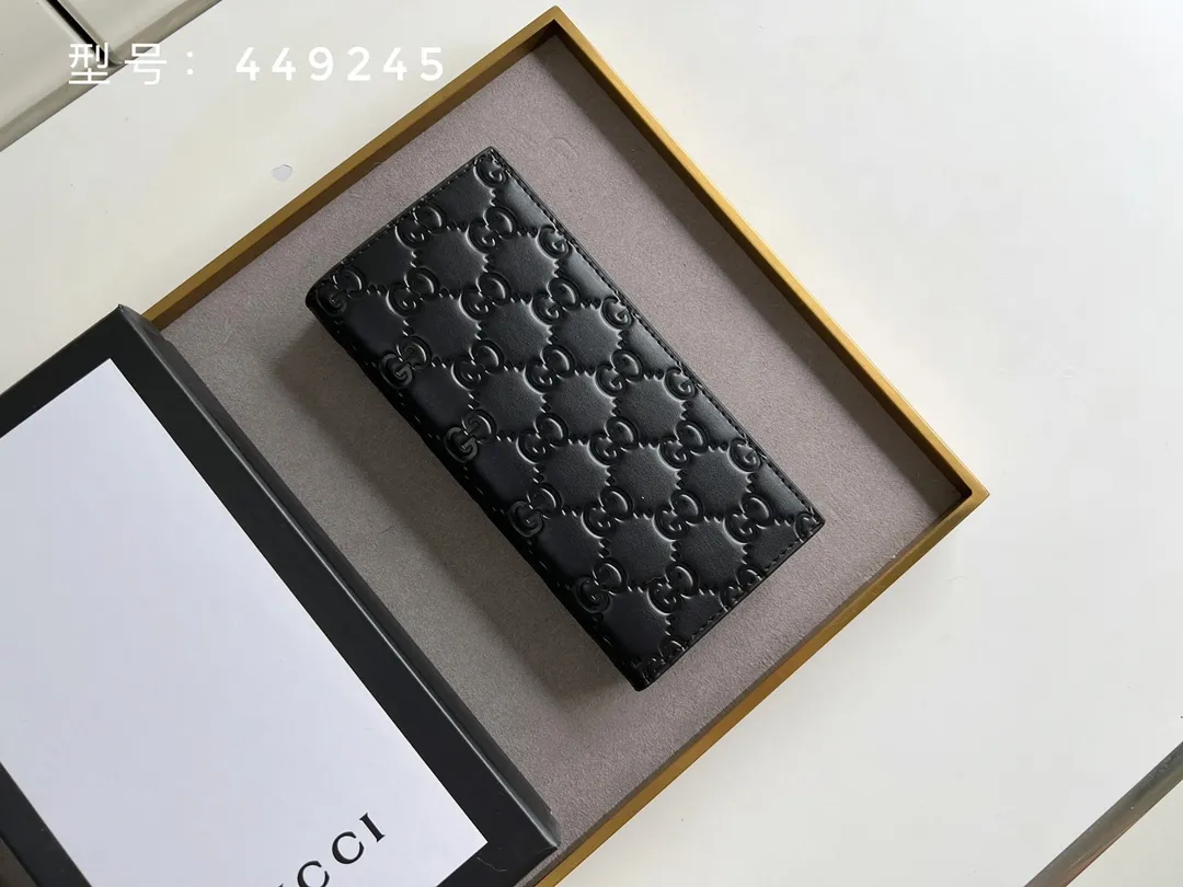 Alternative view of Gucci Wallets & Purse-388