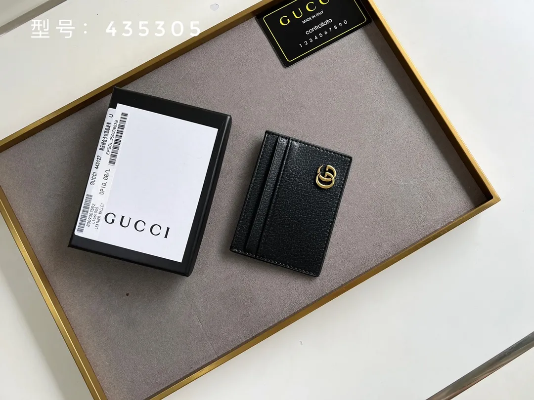 Gucci Wallets & Purse-392