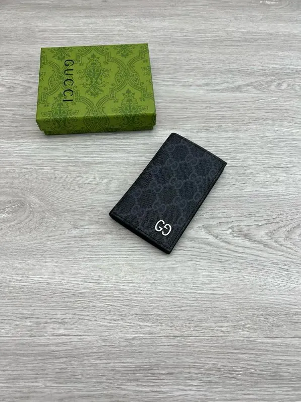 Gucci Wallets & Purse-408