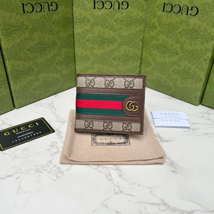 Gucci Wallets & Purse-414