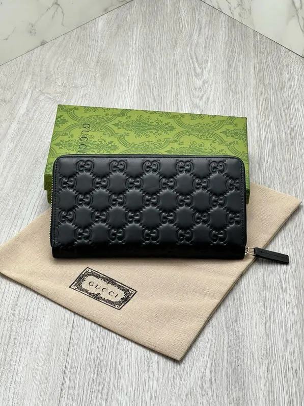 Gucci Wallets & Purse-415