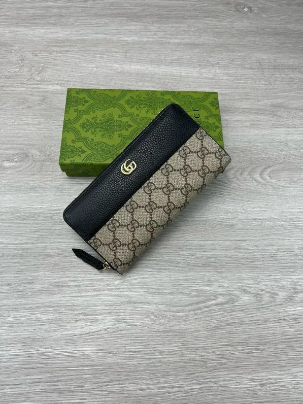 Alternative view of Gucci Wallets & Purse-419