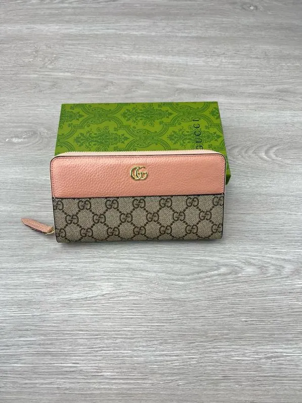 Gucci Wallets & Purse-420