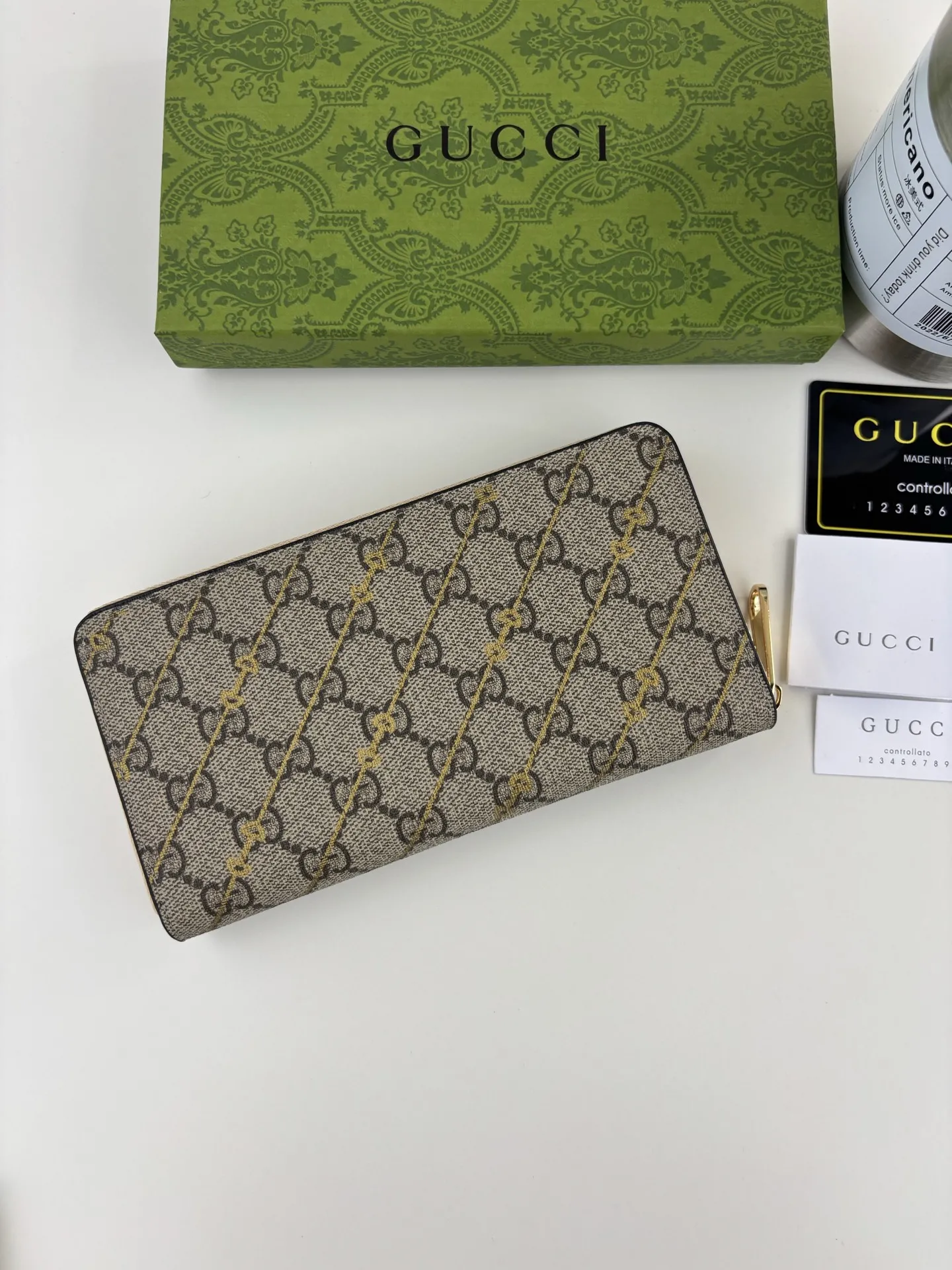 Alternative view of Gucci Wallets & Purse-514