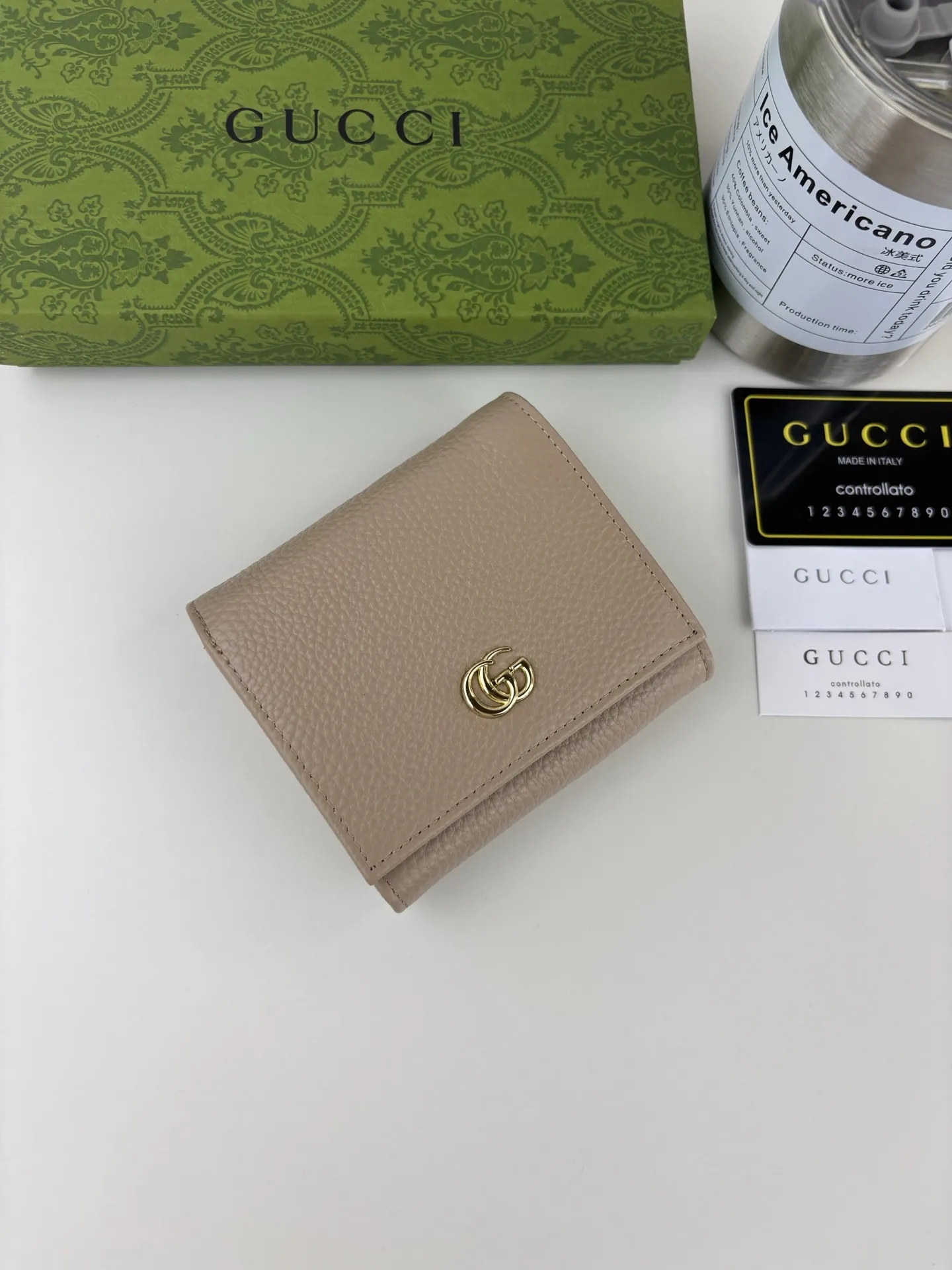 Gucci Wallets & Purse-521