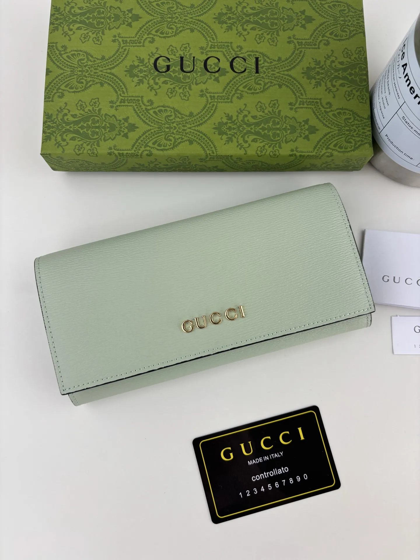 Gucci Wallets & Purse-525