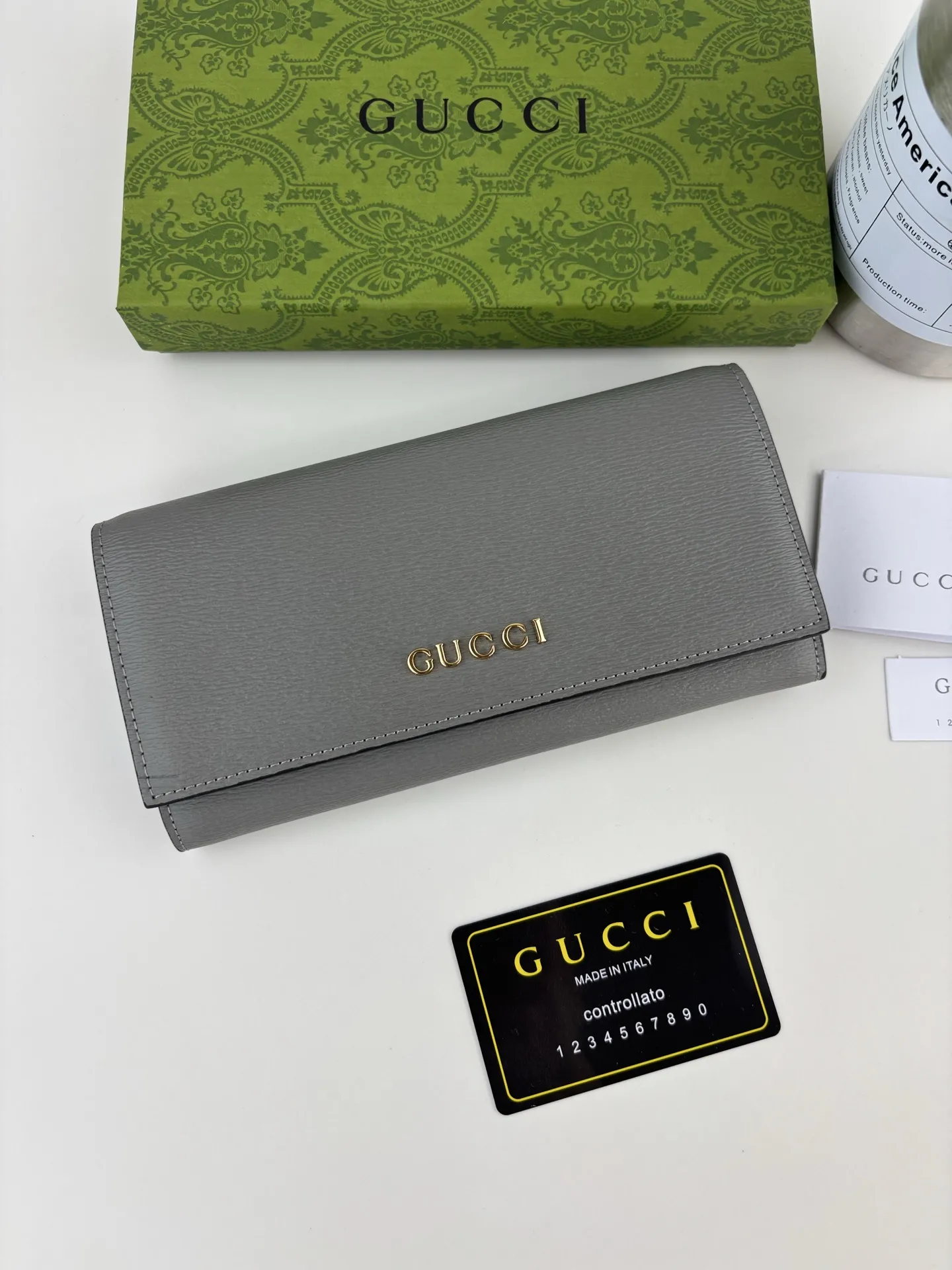 Gucci Wallets & Purse-527