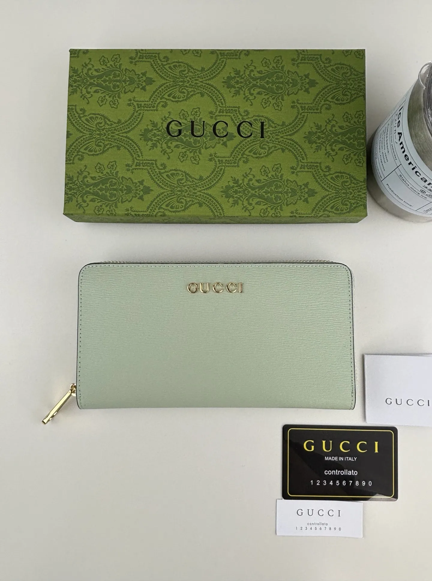 Gucci Wallets & Purse-529