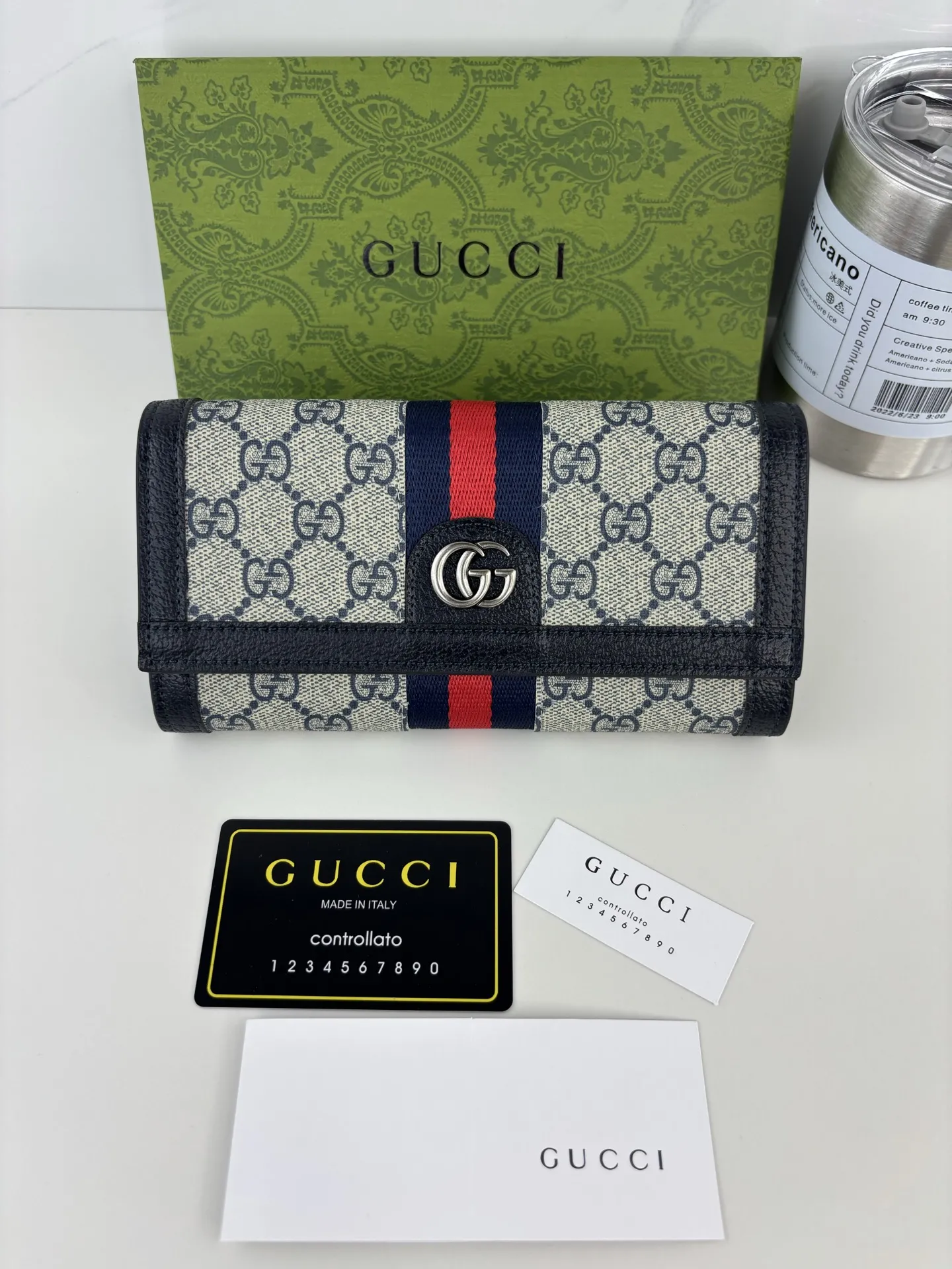 Gucci Wallets & Purse-560