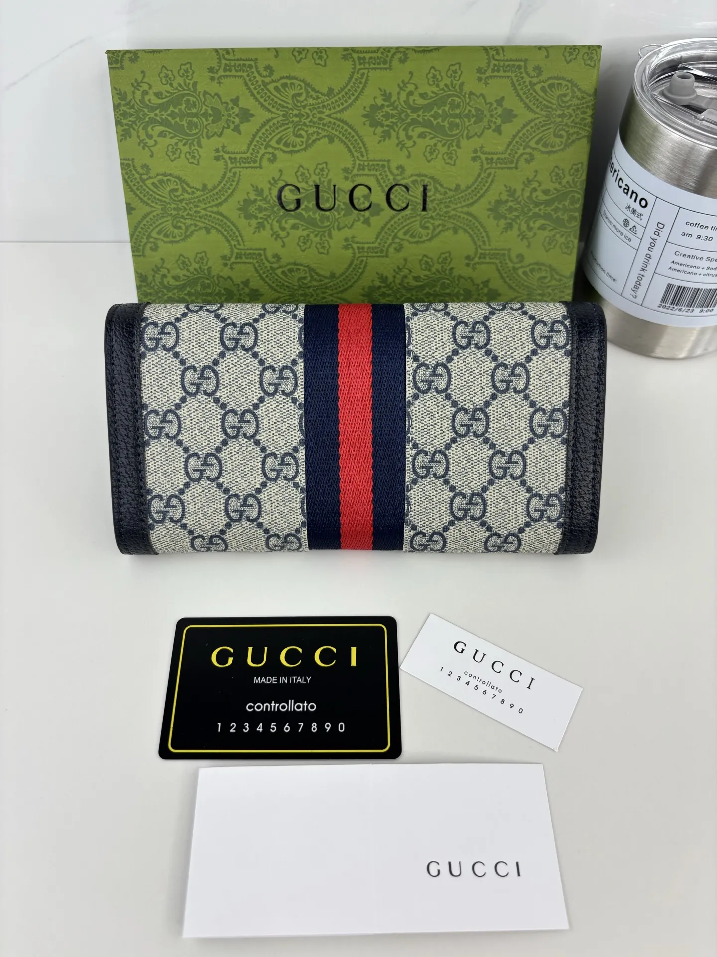 Alternative view of Gucci Wallets & Purse-560