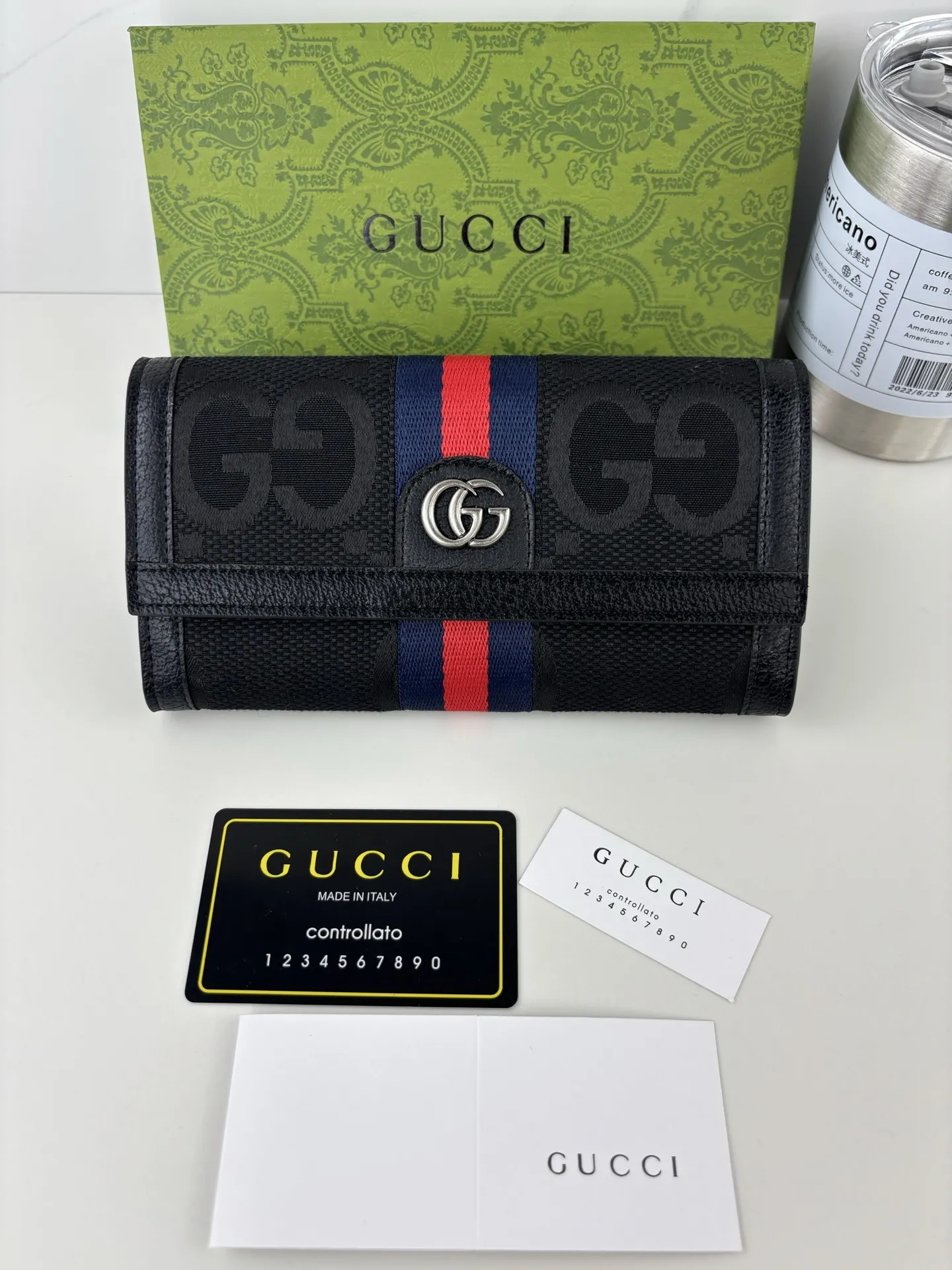 Gucci Wallets & Purse-565