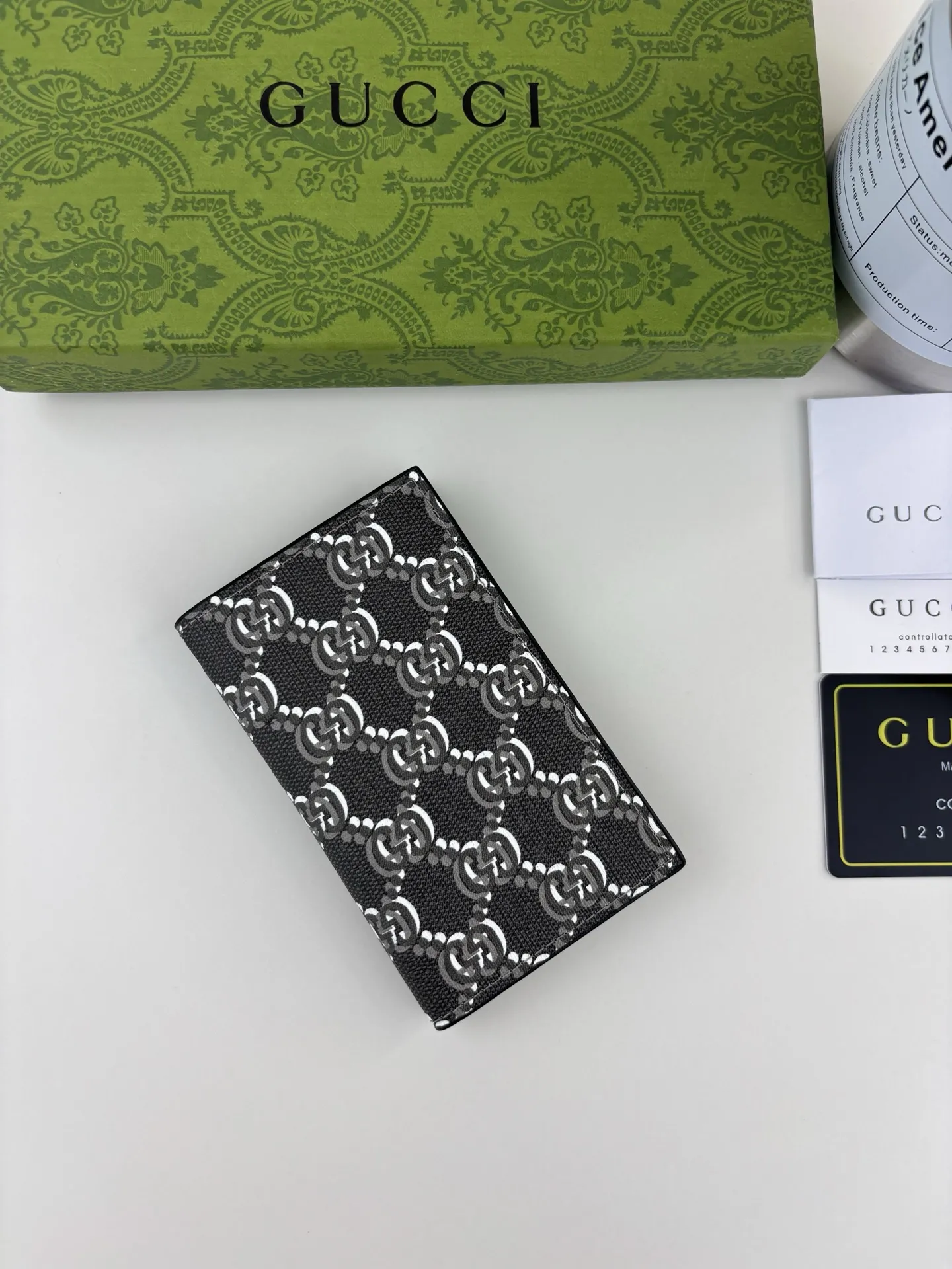 Gucci Wallets & Purse-569