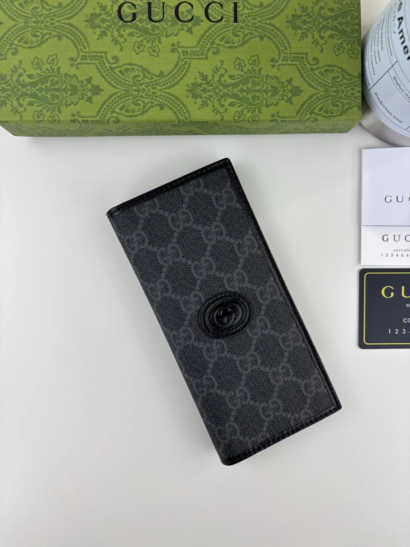 Gucci Wallets & Purse-571