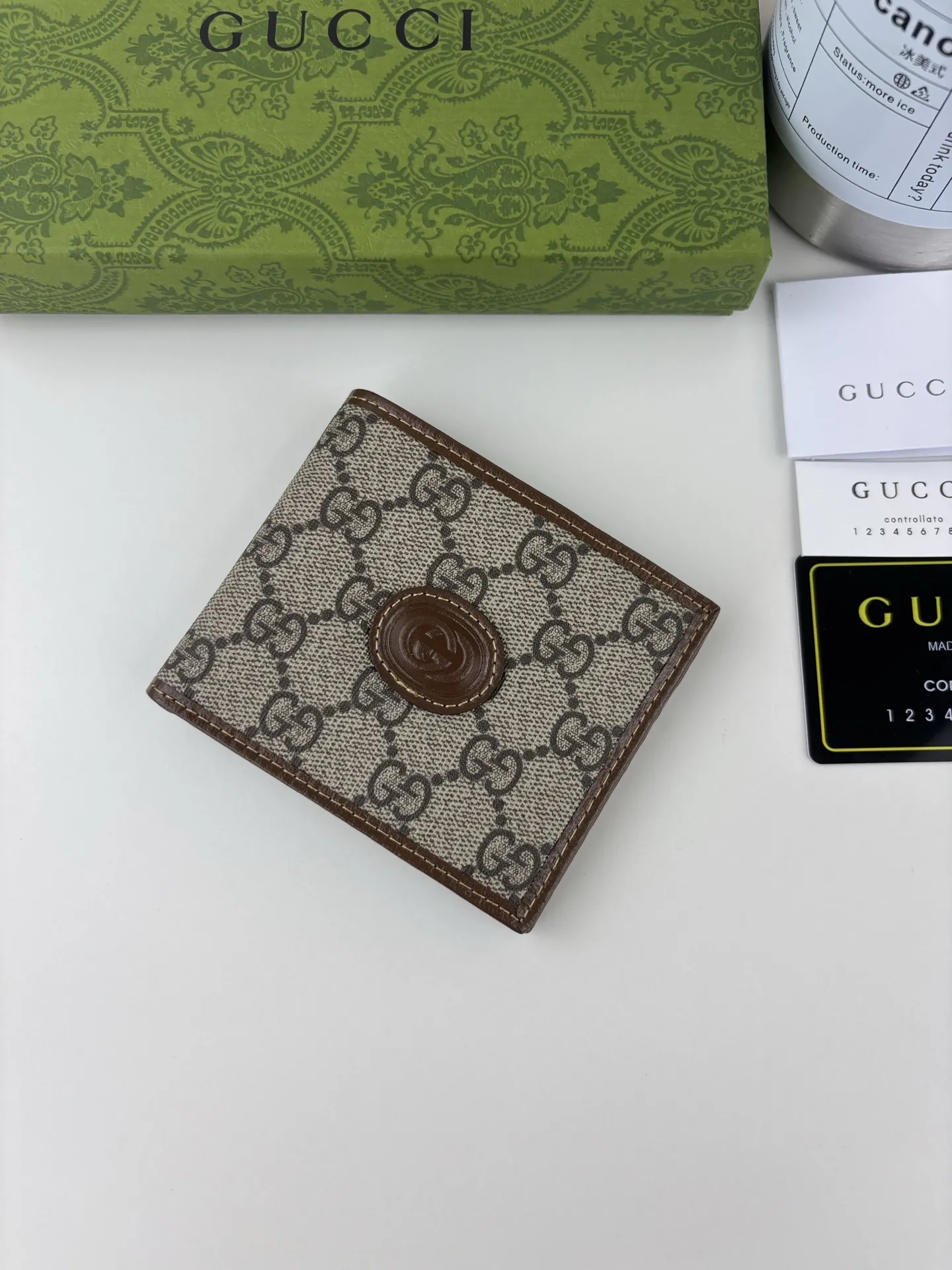 Gucci Wallets & Purse-572